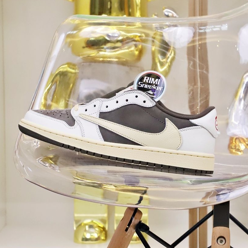 Travis Scott x Jordan Air Jordan 1 Low OG “Medium Olive”