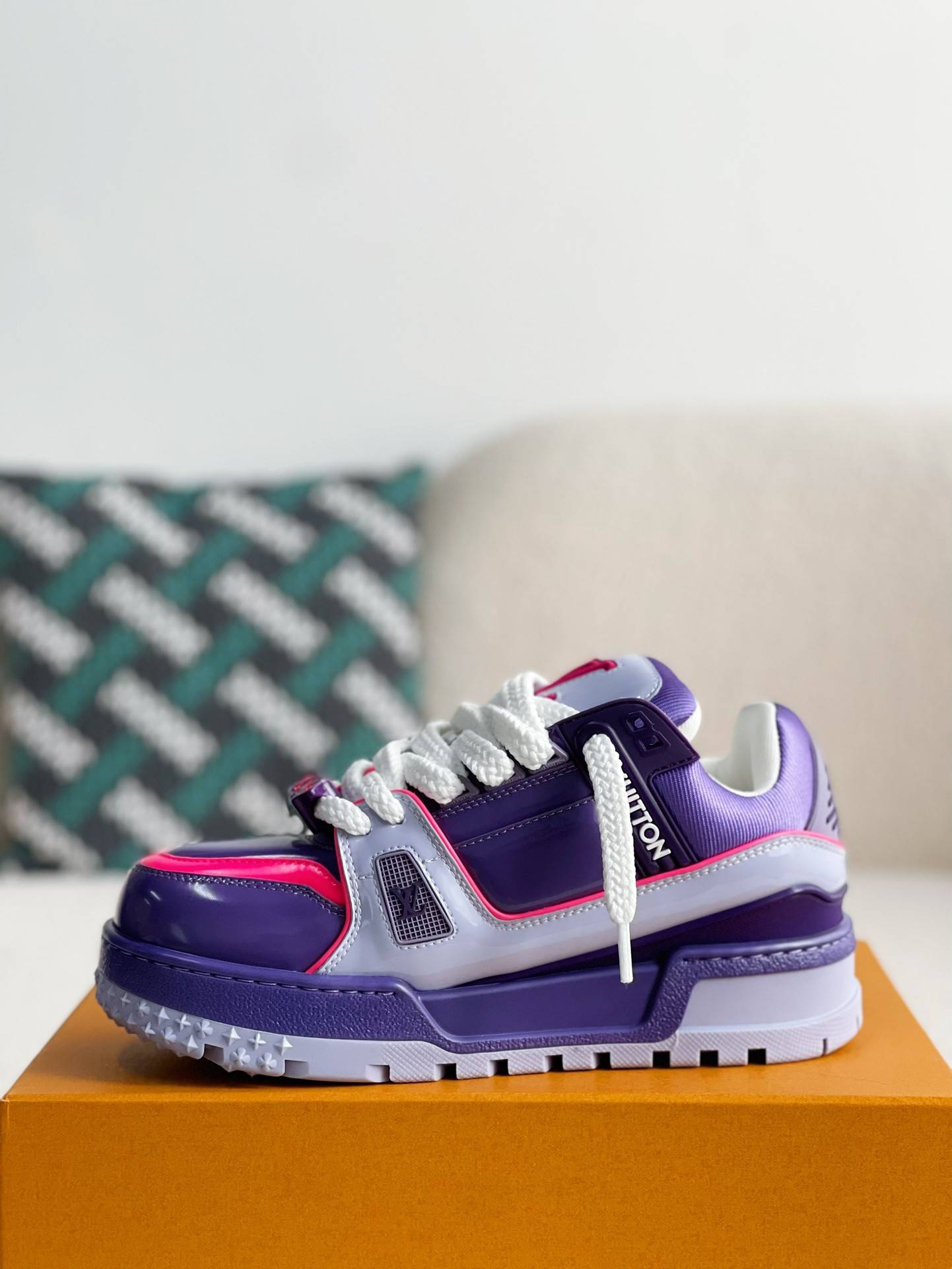 L*V TRAINER MAXI  SNEAKERS