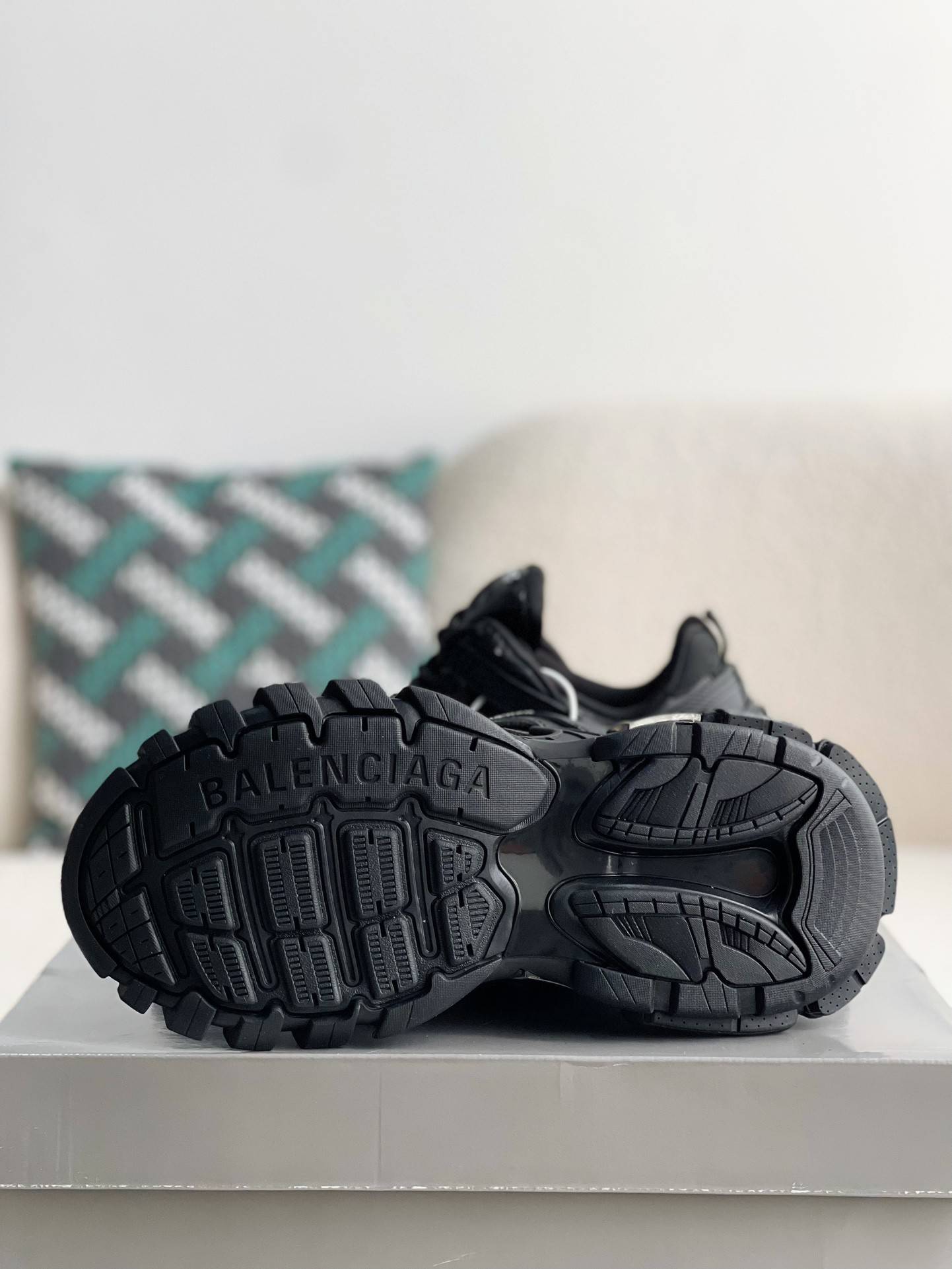 BLCG Runner Sneakers