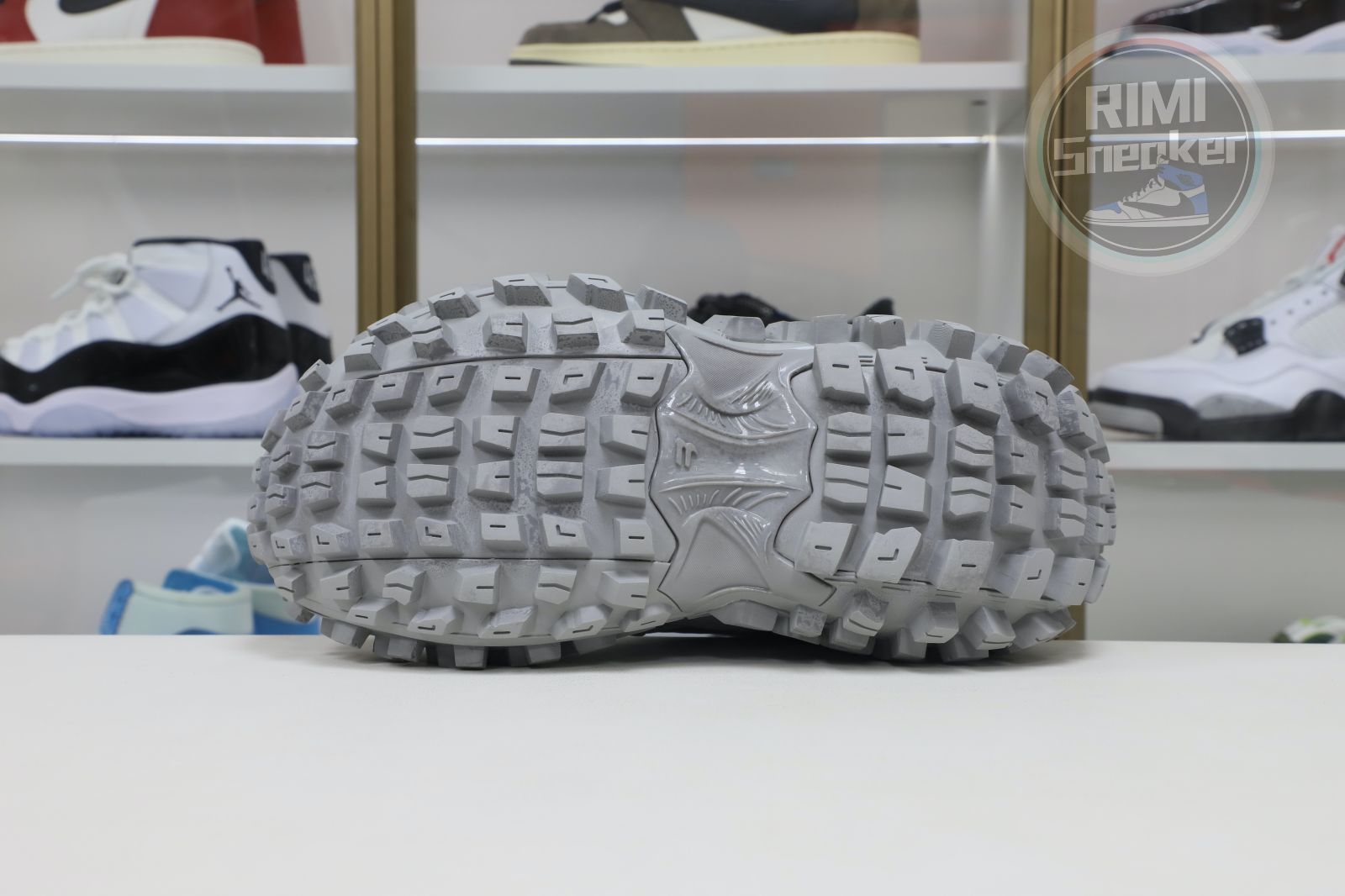 BLCG Track Sneakers BLGA  Defender