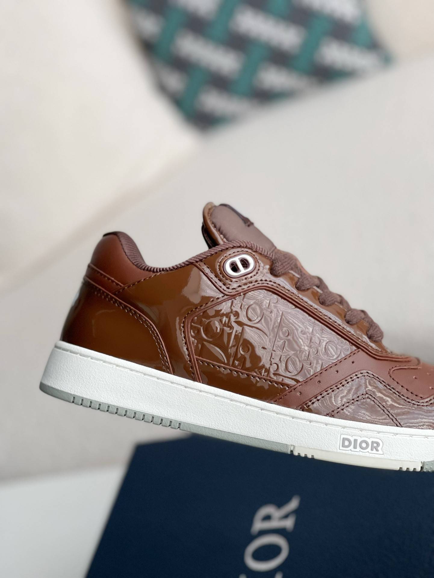 D*OR HIGH LEVEL B27 Sneaker