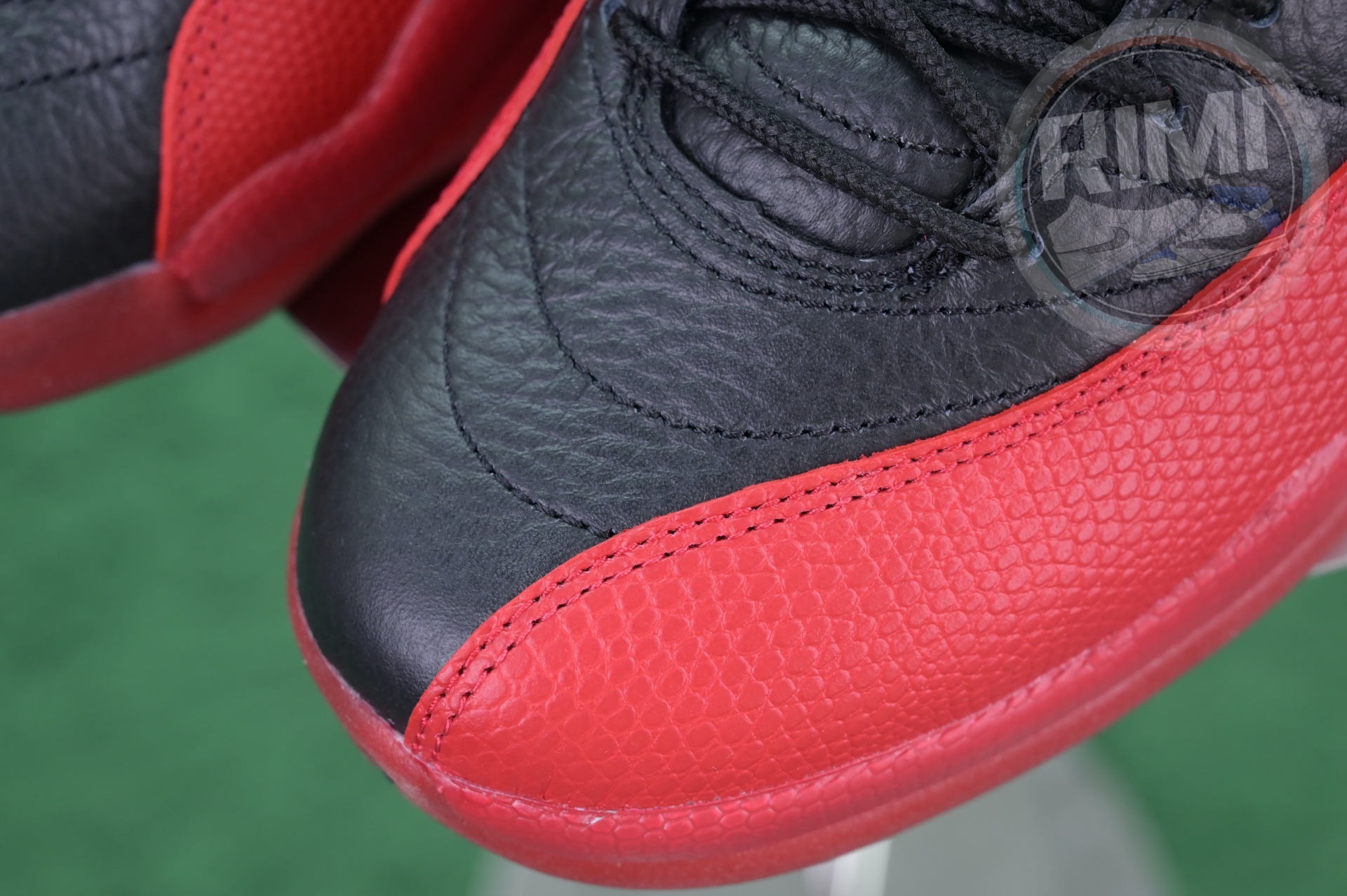 Air Jordan 12 Flu Game 2025 CT8013 002