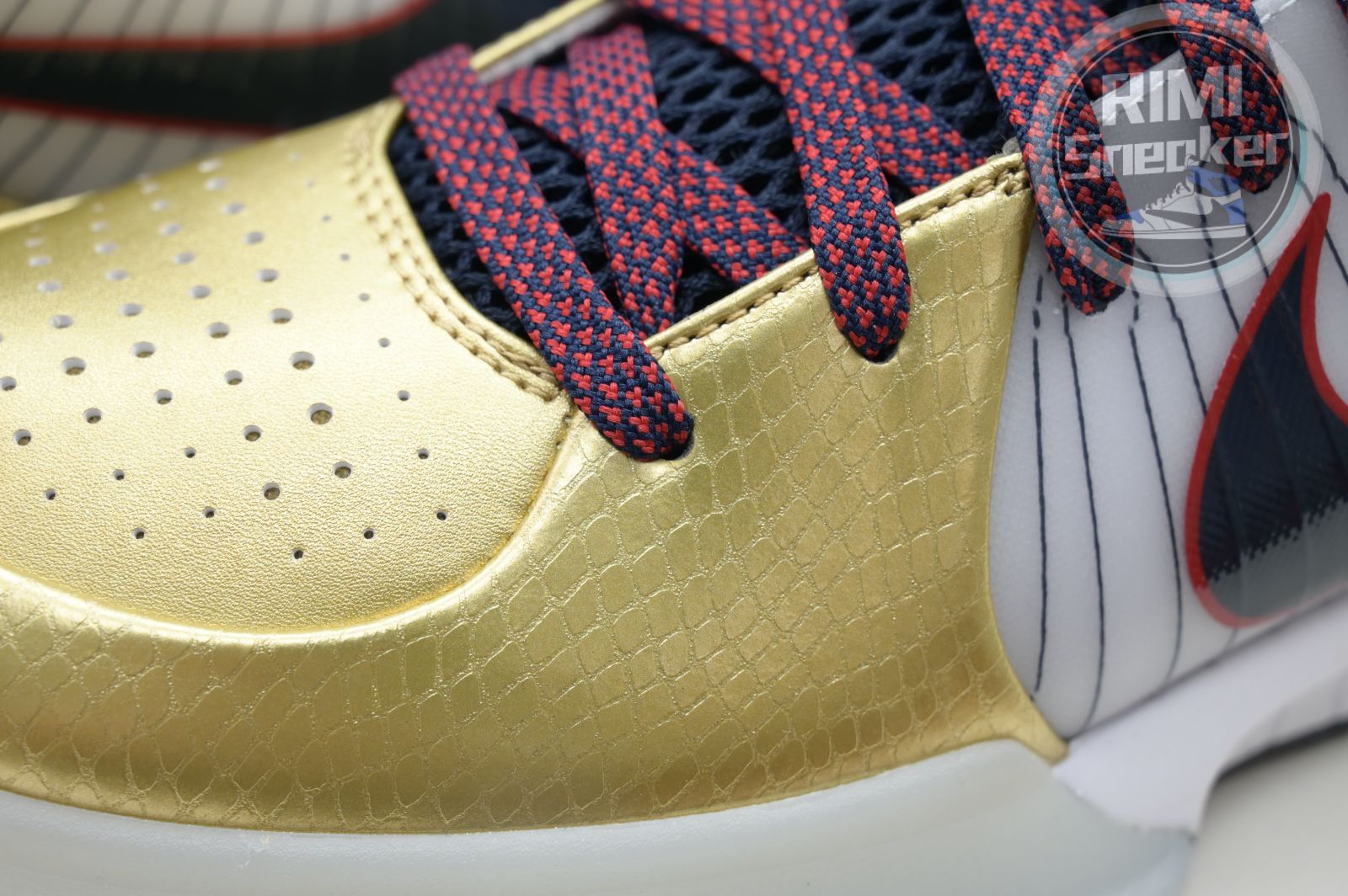 Nike Zoom Kobe 4 Protro "Gold Medal"