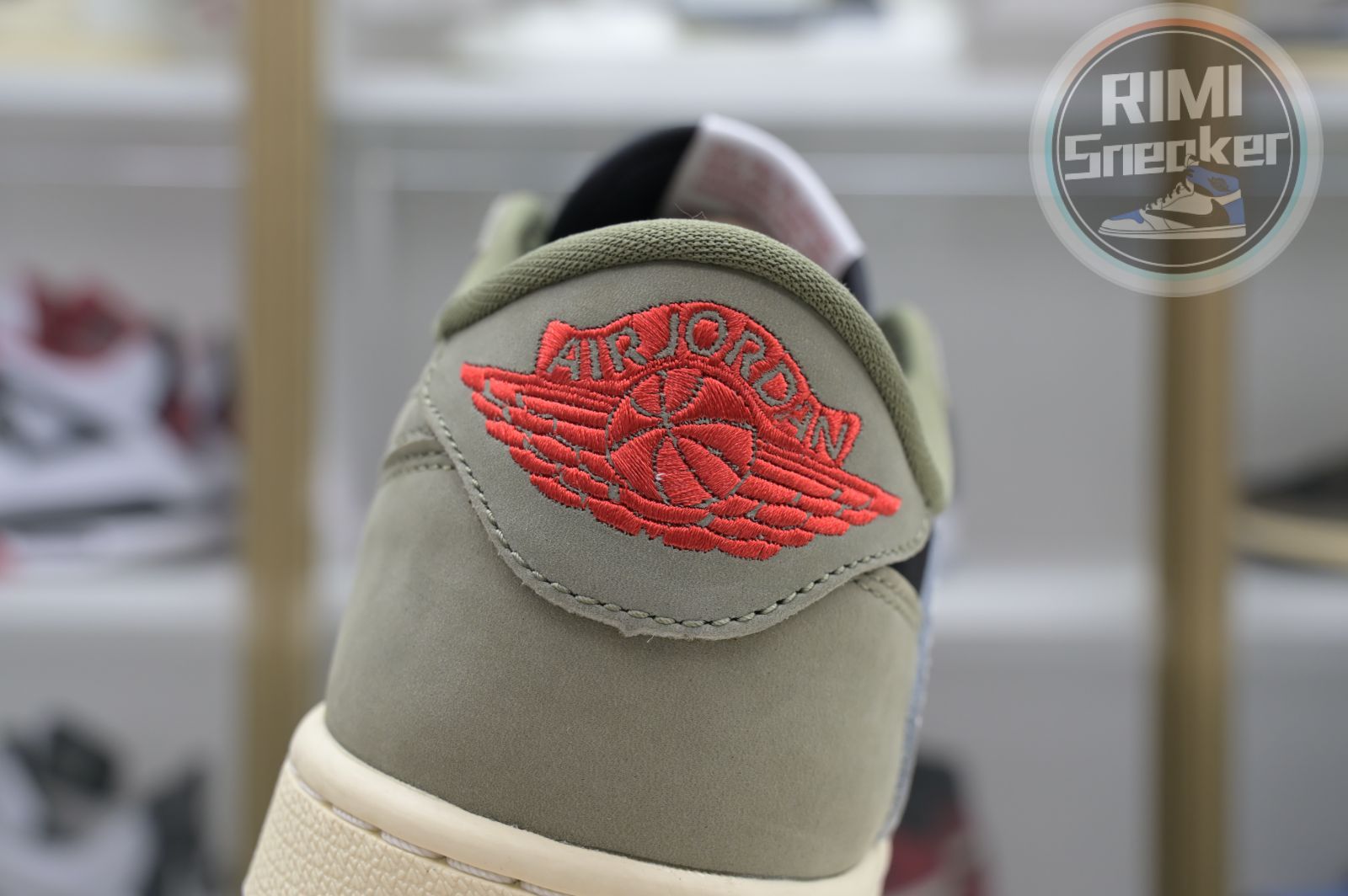 Travis Scott x Jordan Air Jordan 1 Low OG 7.0 Black Olive DM7866-002