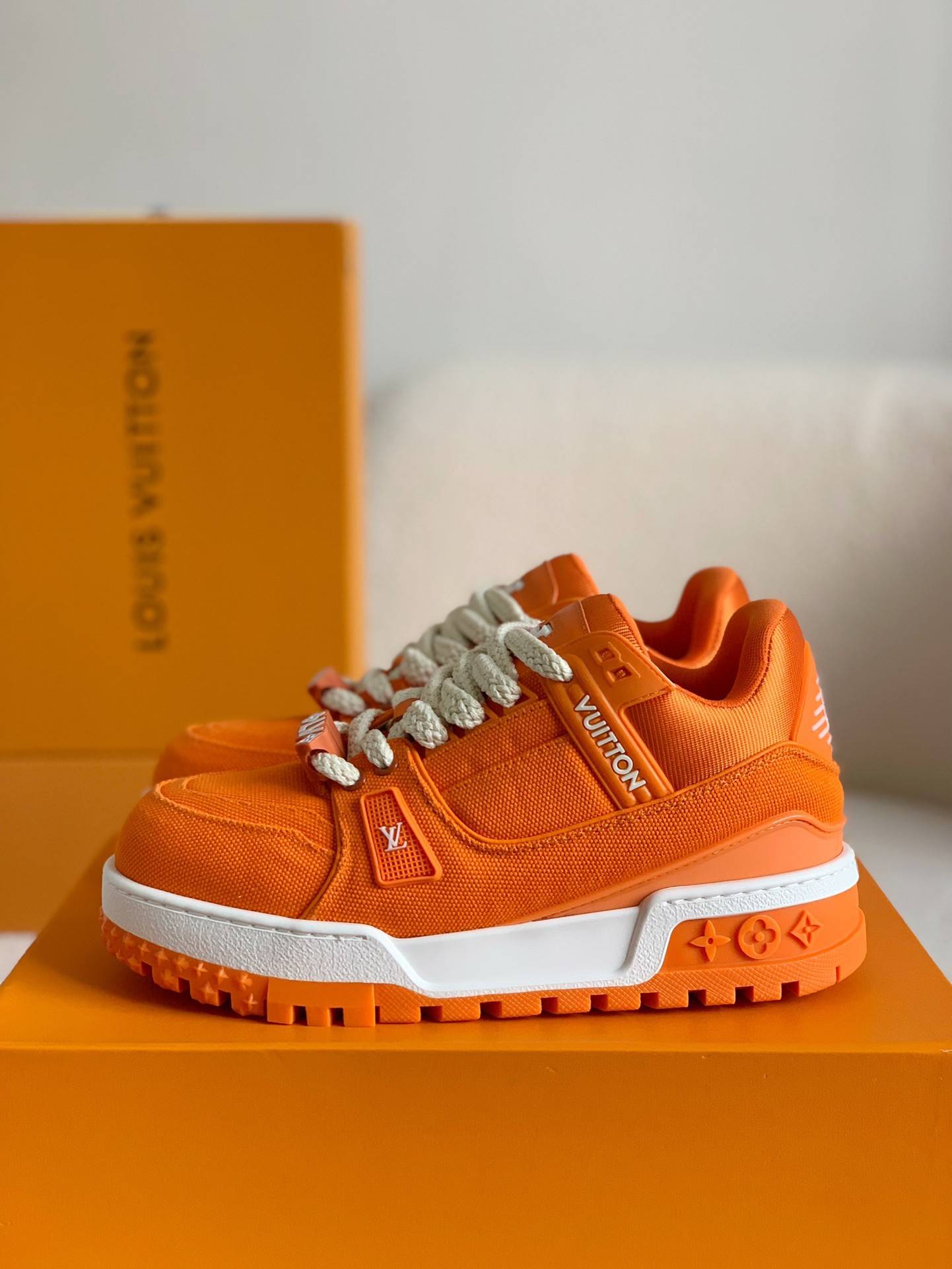 L*V TRAINER MAXI  SNEAKERS