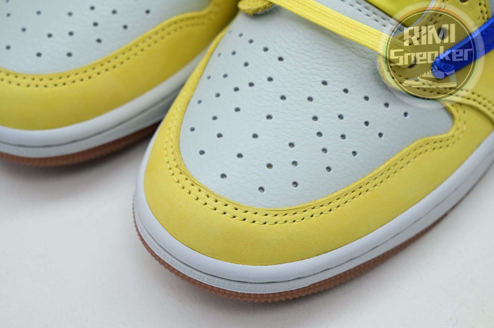 Travis Scott x Jordan Air Jordan 1 Low Canary