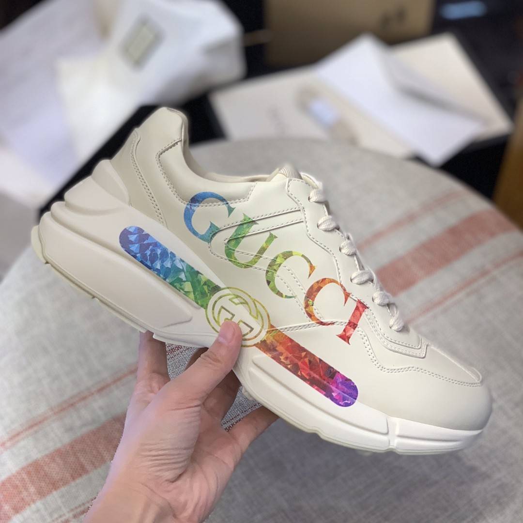 GU*IRetro Clunky Sneaker
