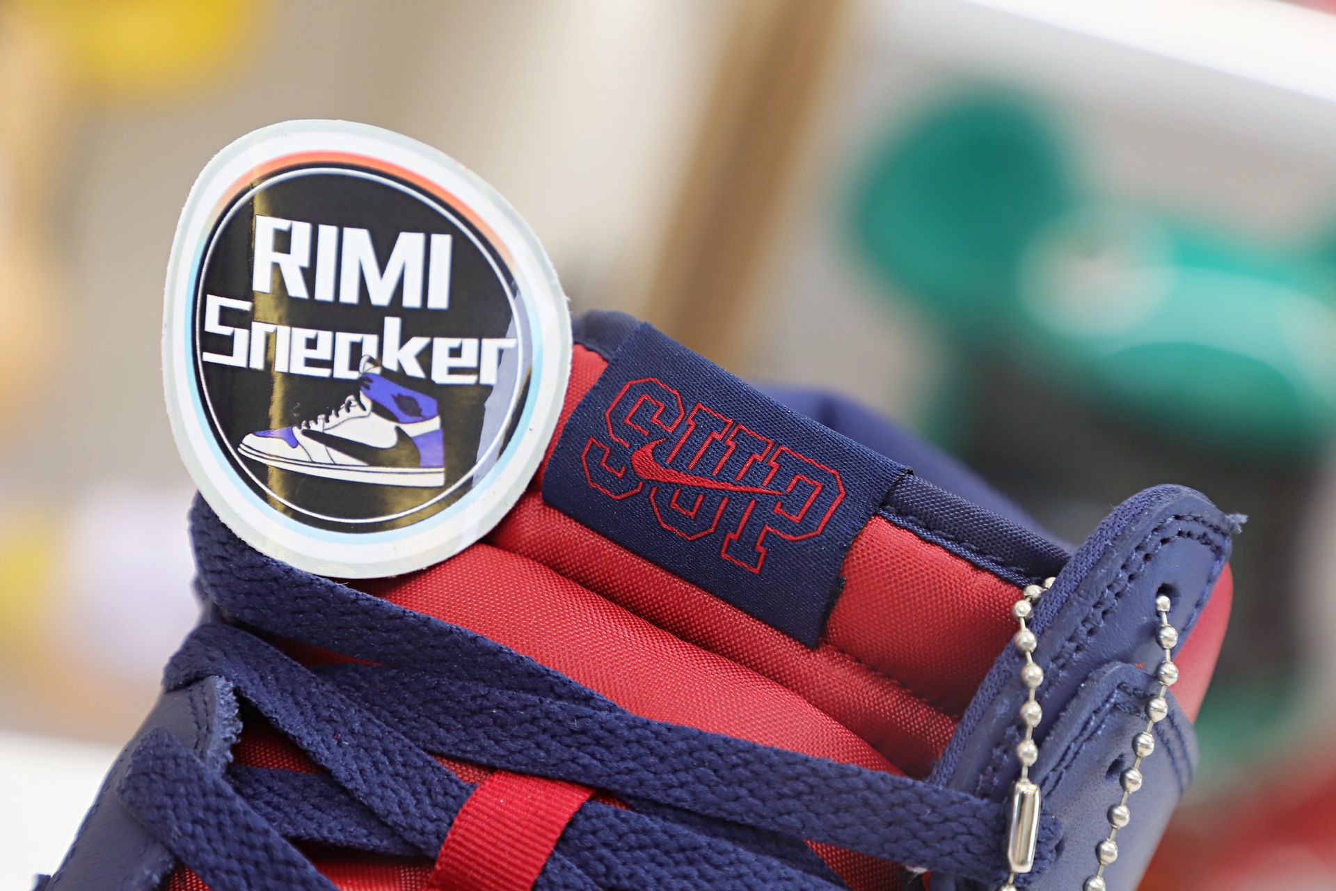 NIKE SB DUNK HIGH Svp*me BY ANY MEANS RED