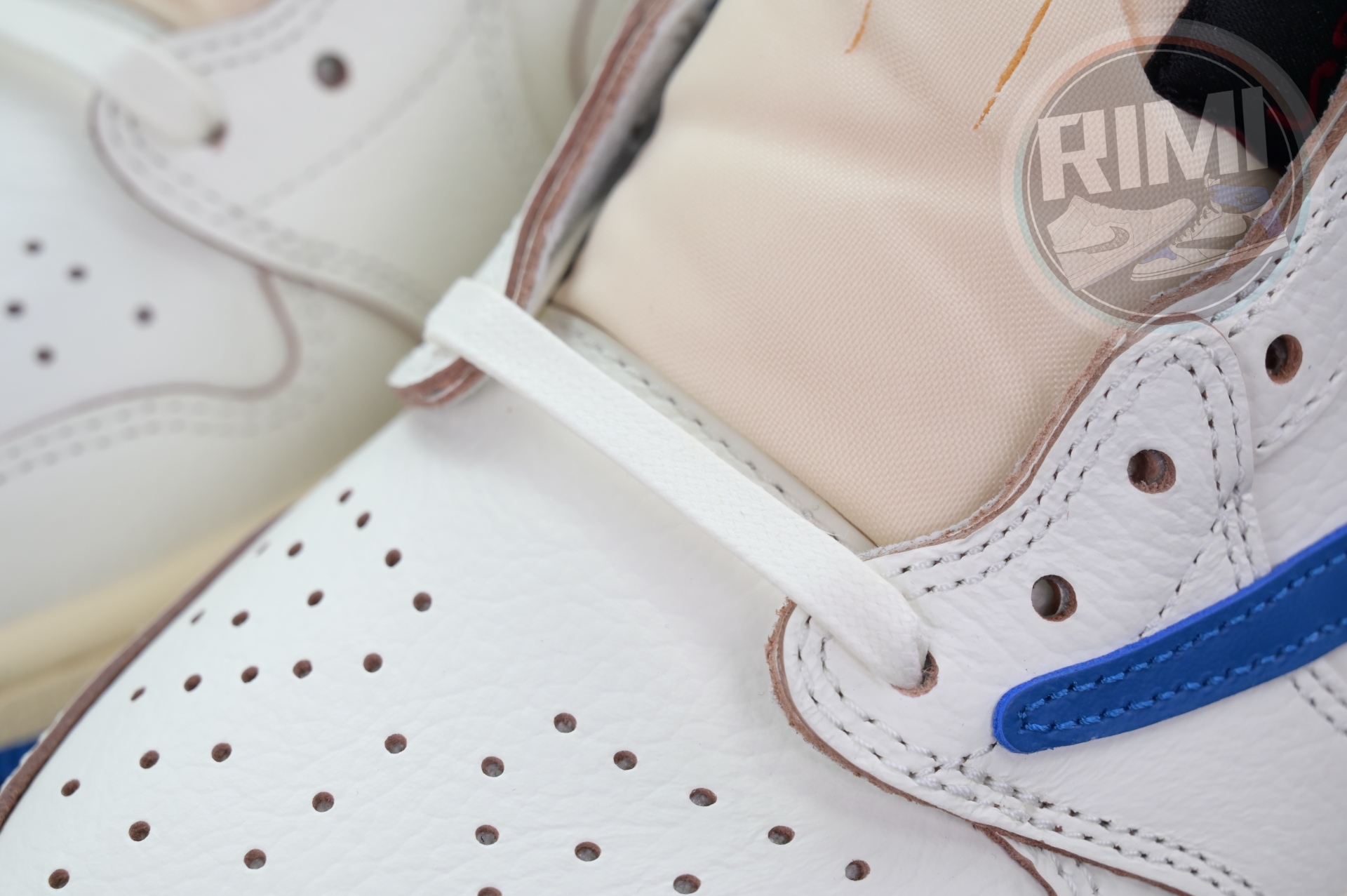 Travis Scott x Jordan Air Jordan 1 Low OG