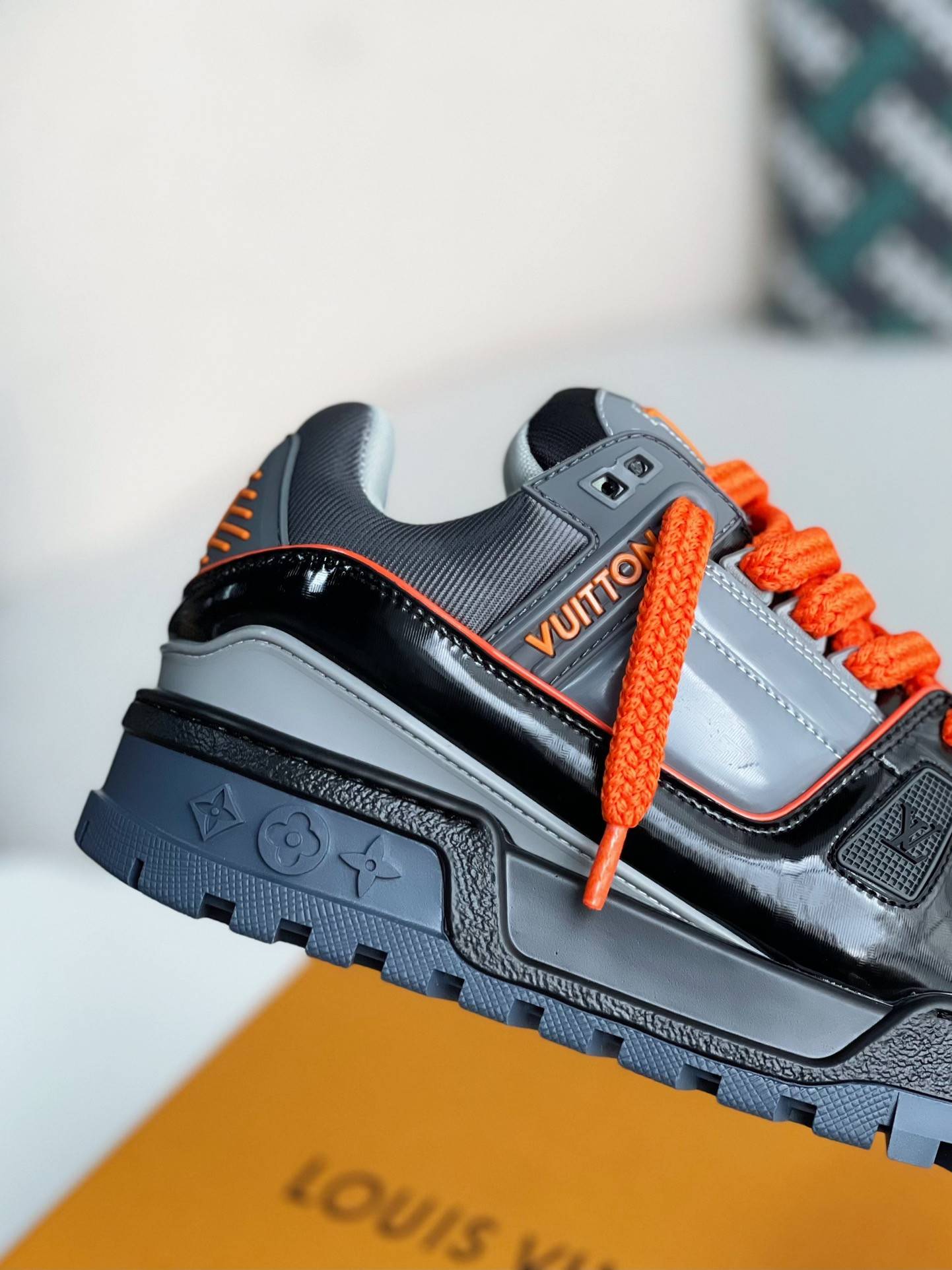 L*V TRAINER MAXI  SNEAKERS