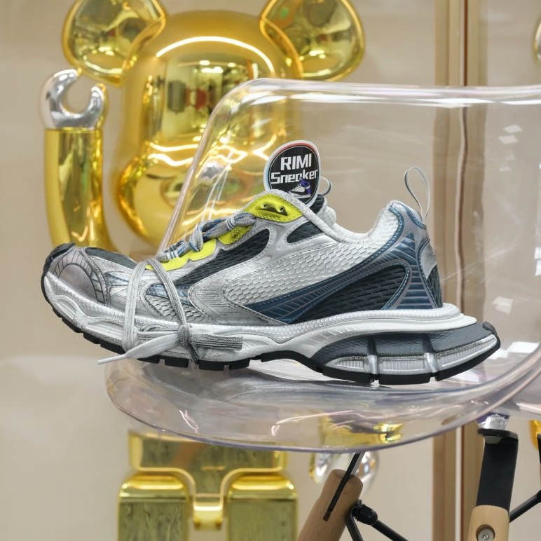 BLCG Track Sneakers  BLGA  3XL