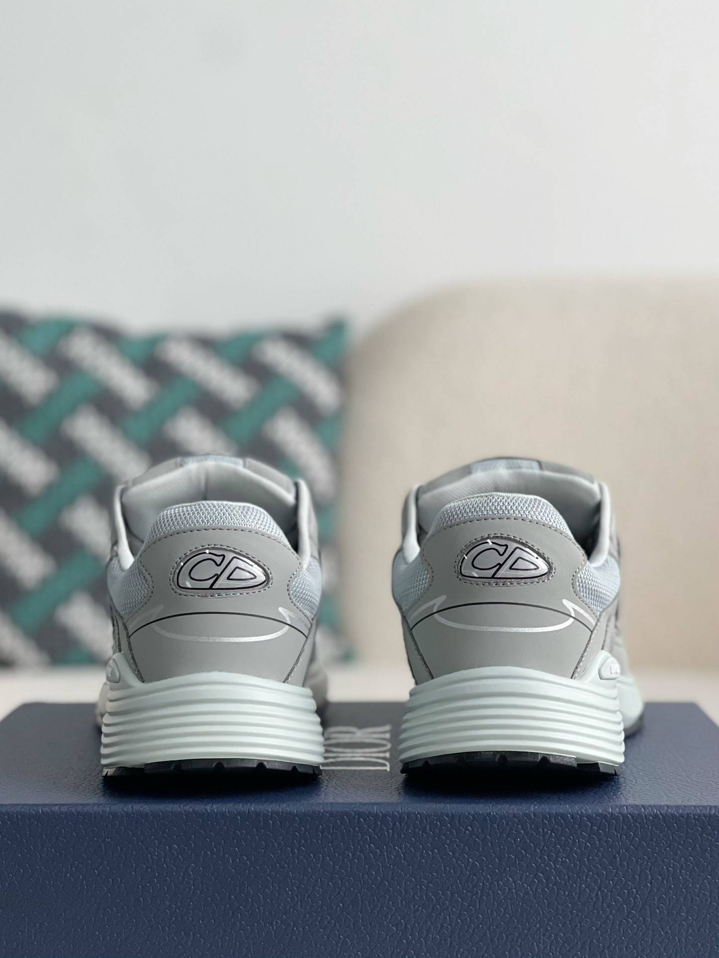 D*OR B30 New Sneaker