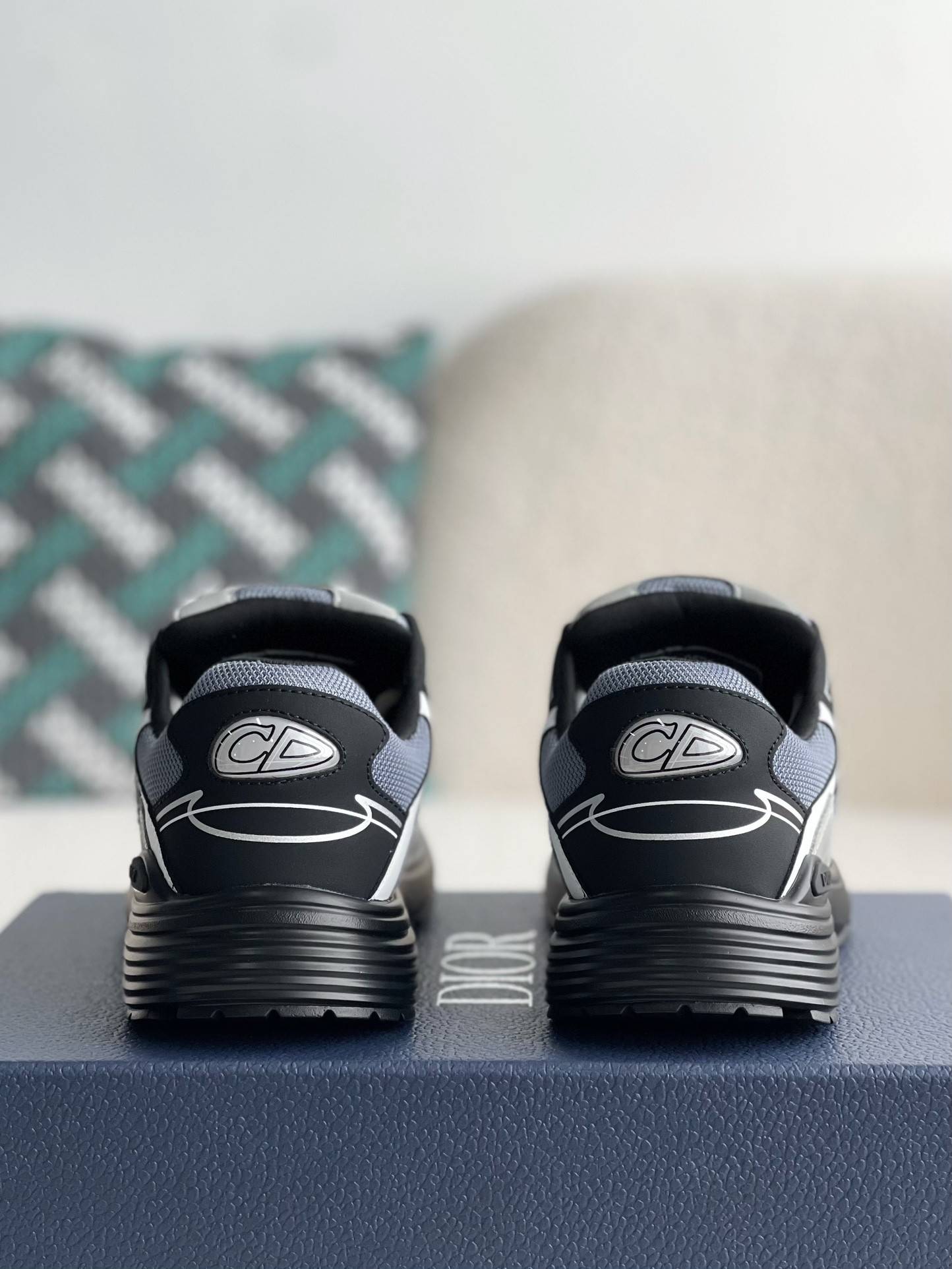 D*OR B30 New Sneaker