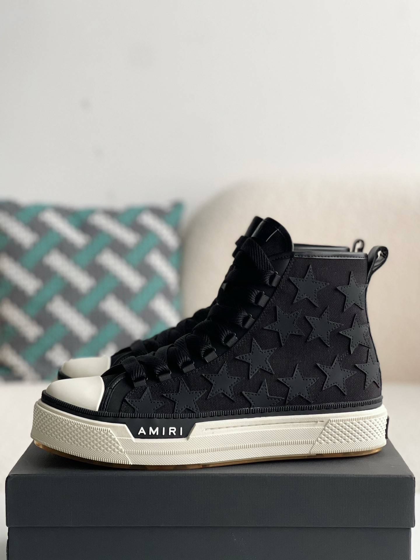A*RI Sneakers High