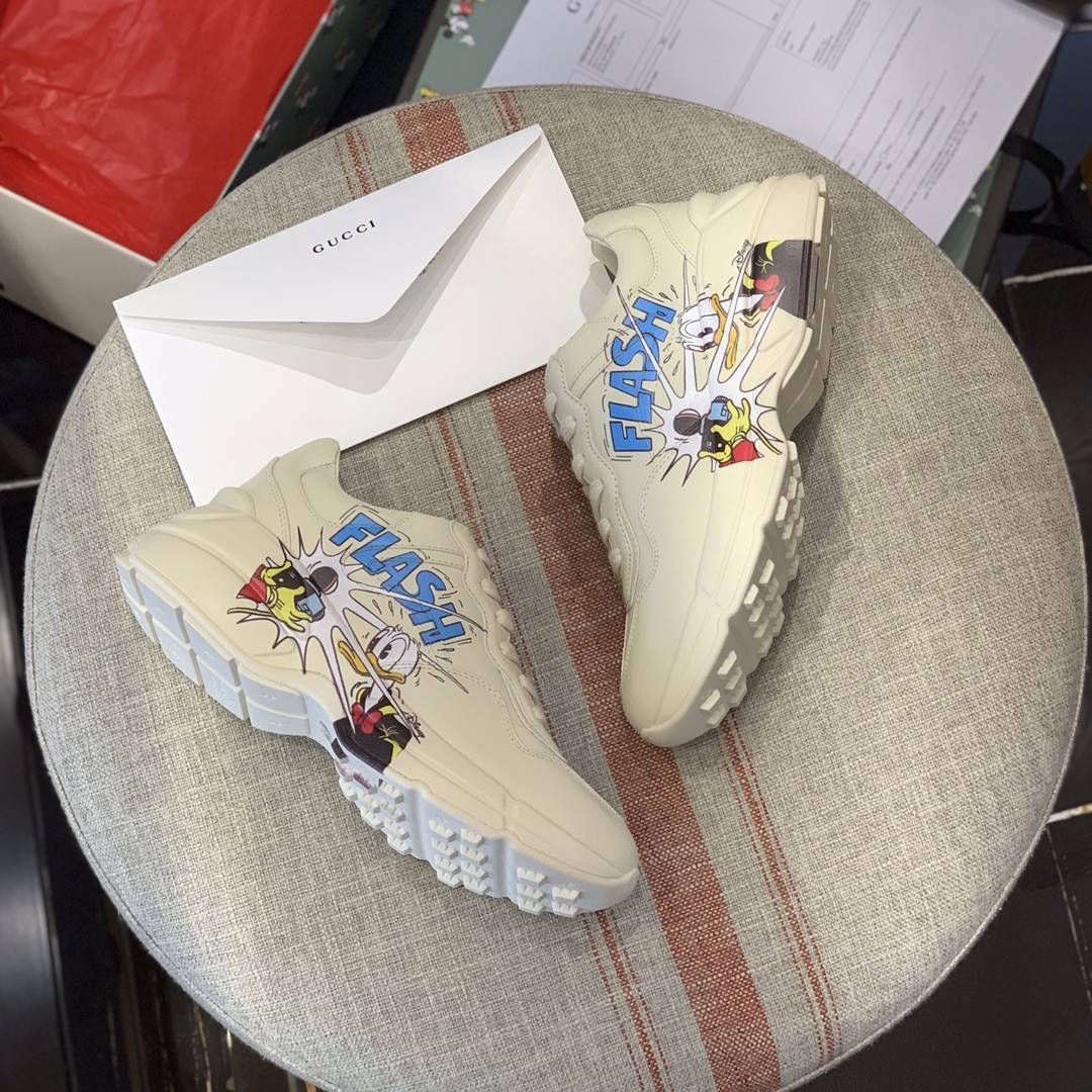 GU*IRetro Clunky Sneaker