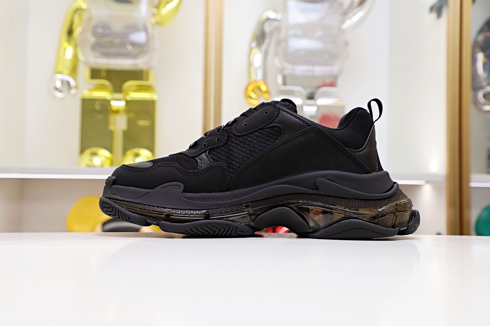 BLCG Track Sneakers TRIPLE S Black