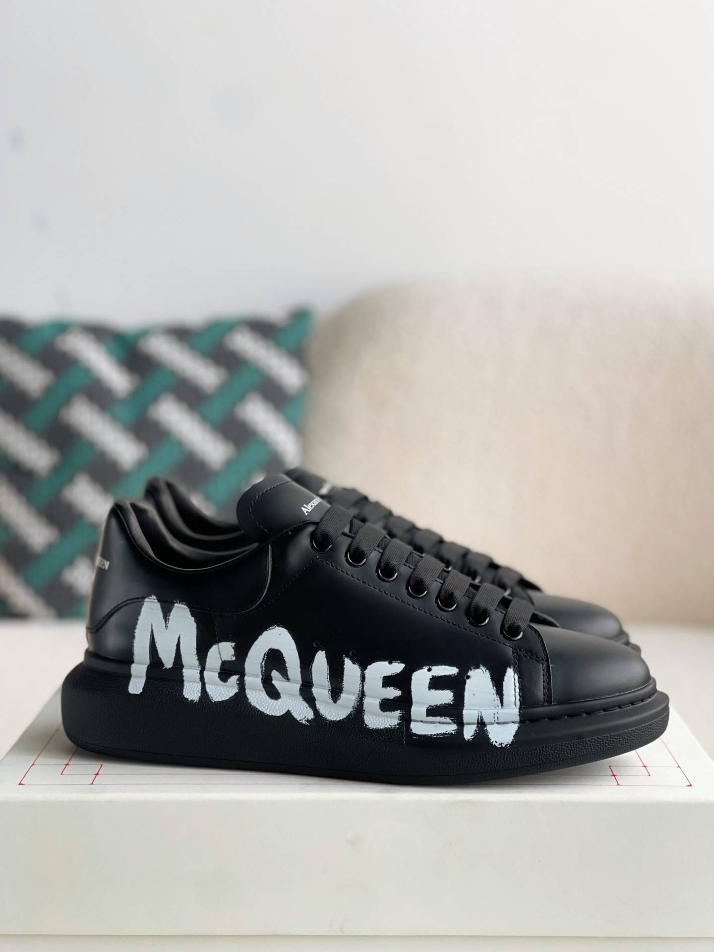 A1exa*der Mcqv*en black letter Sneakers