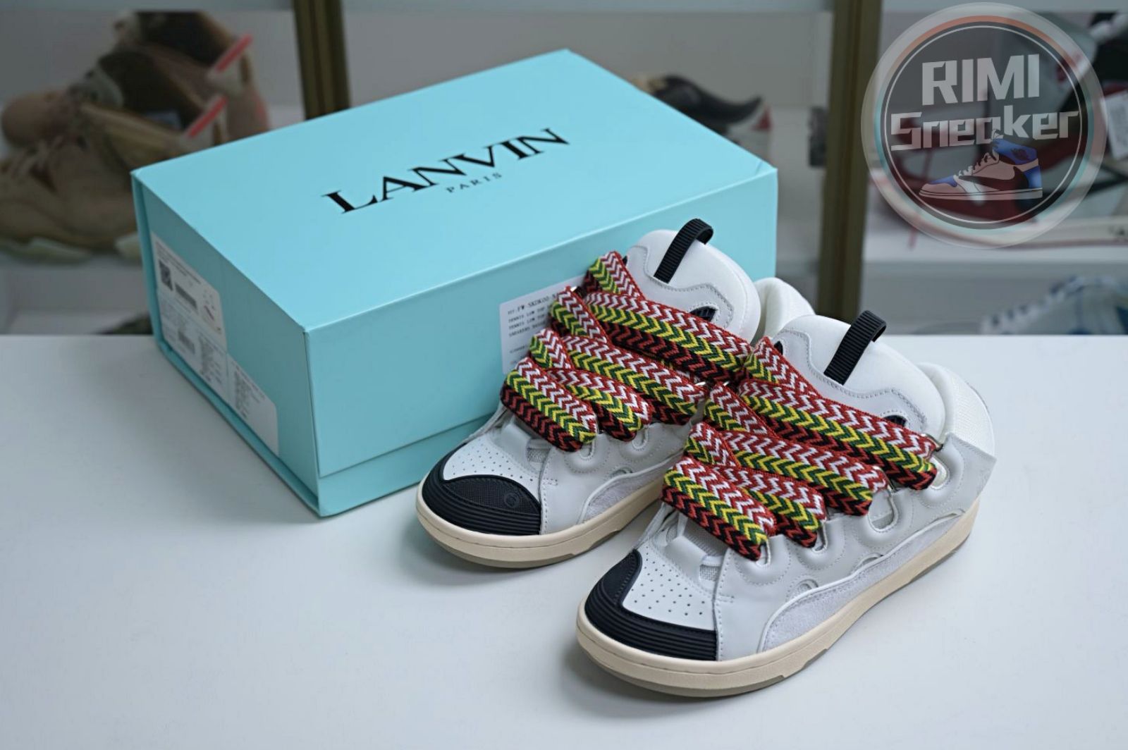 Lanv*n  Curb