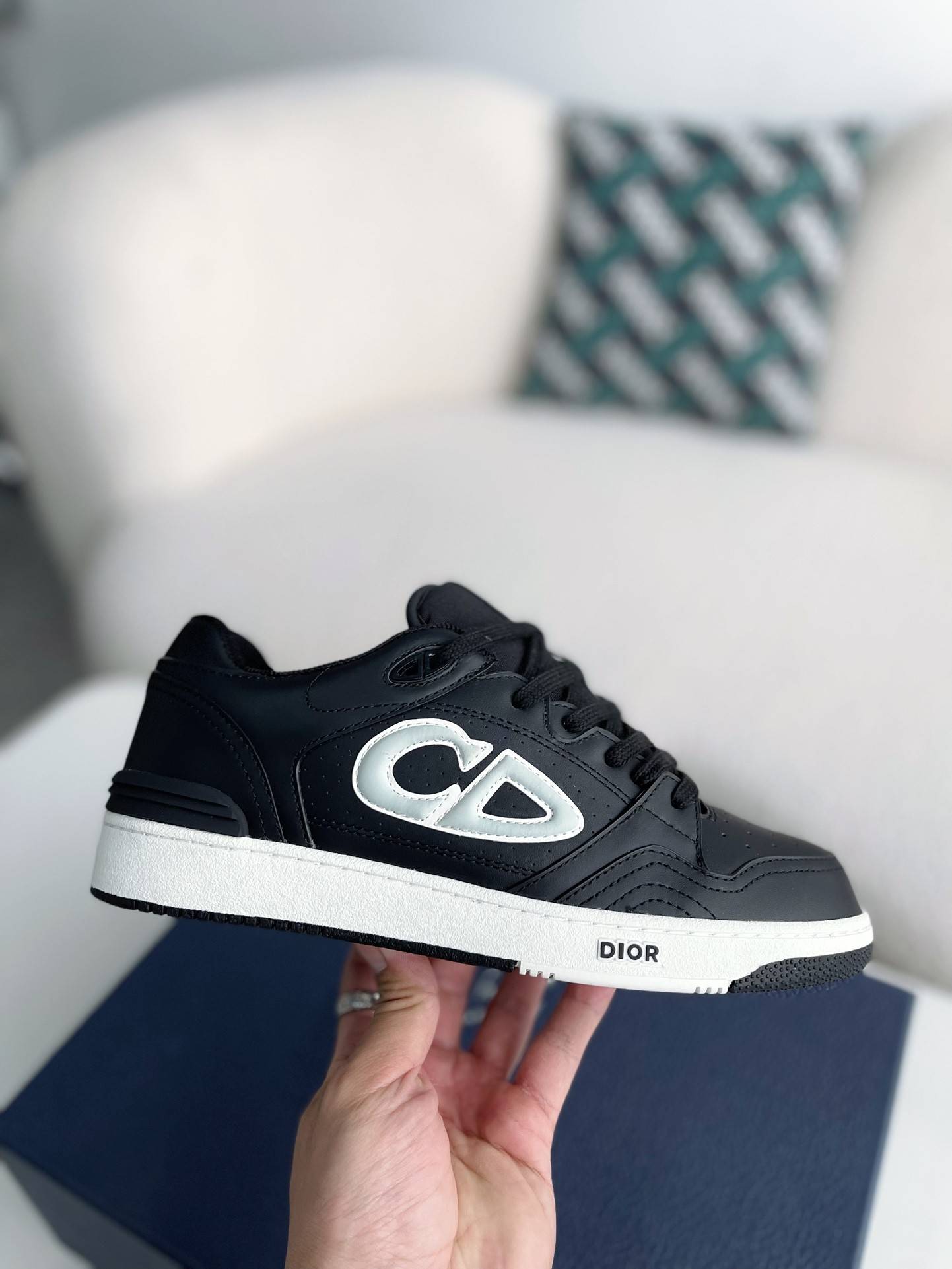 D*OR B57 Sneakers