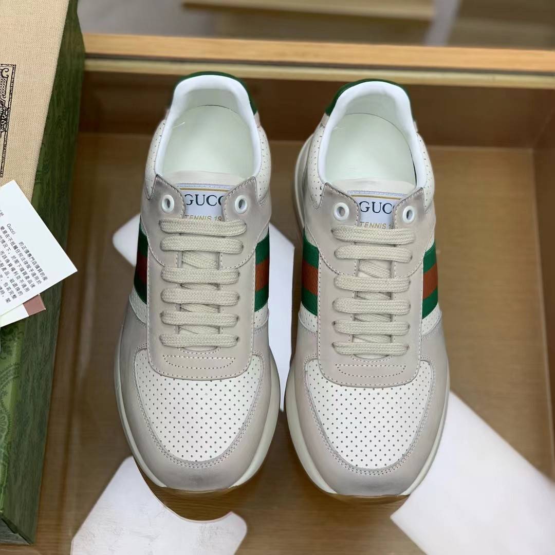 GU*INew Arrival sneakers