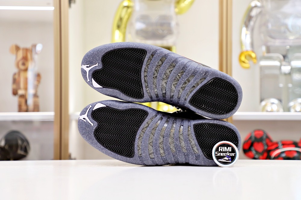 AIR JORDAN 12 UTILITY