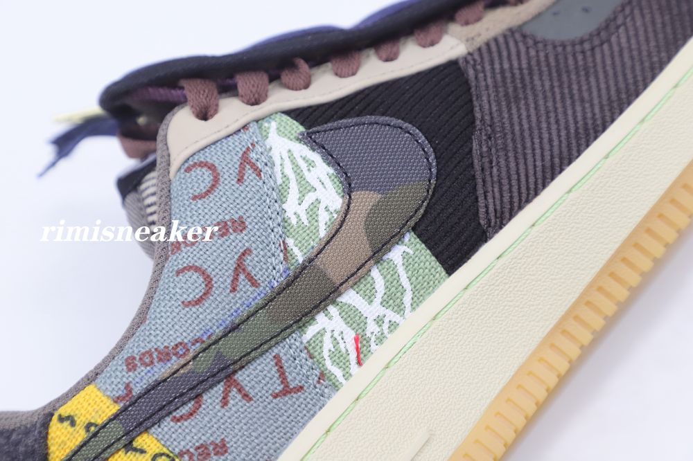 TRAVIS SCOTT X AIR FORCE 1 LOW 