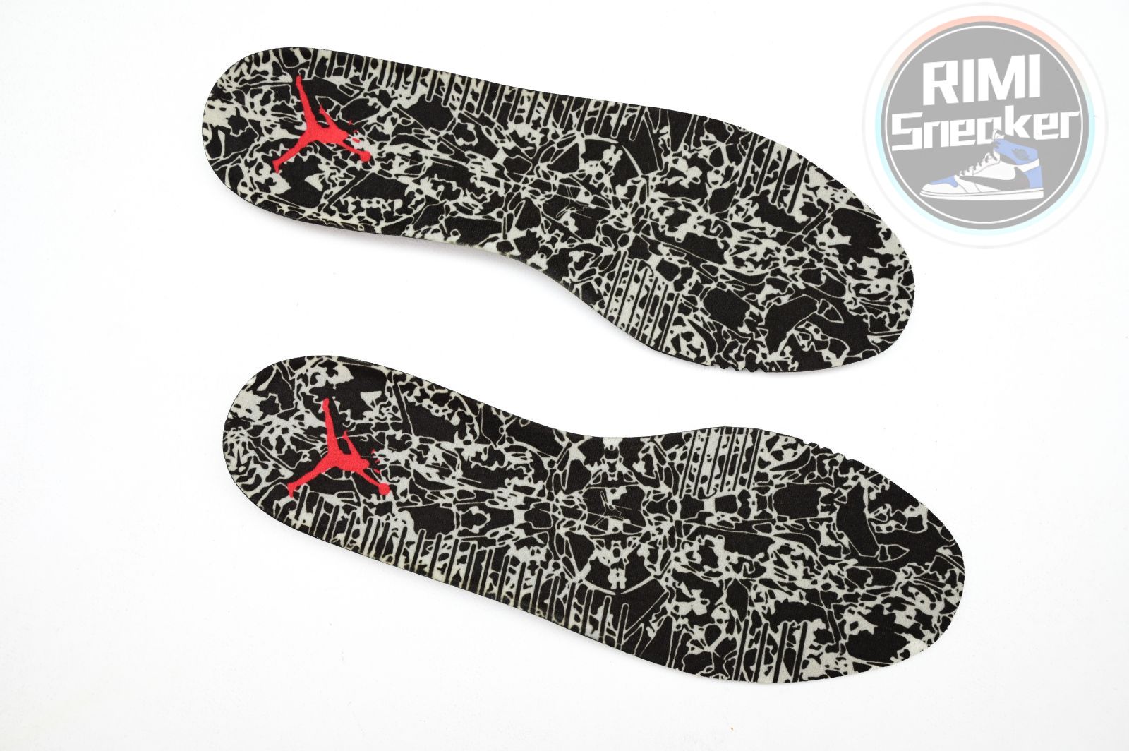 Travis Scott x Jordan Executive The Check