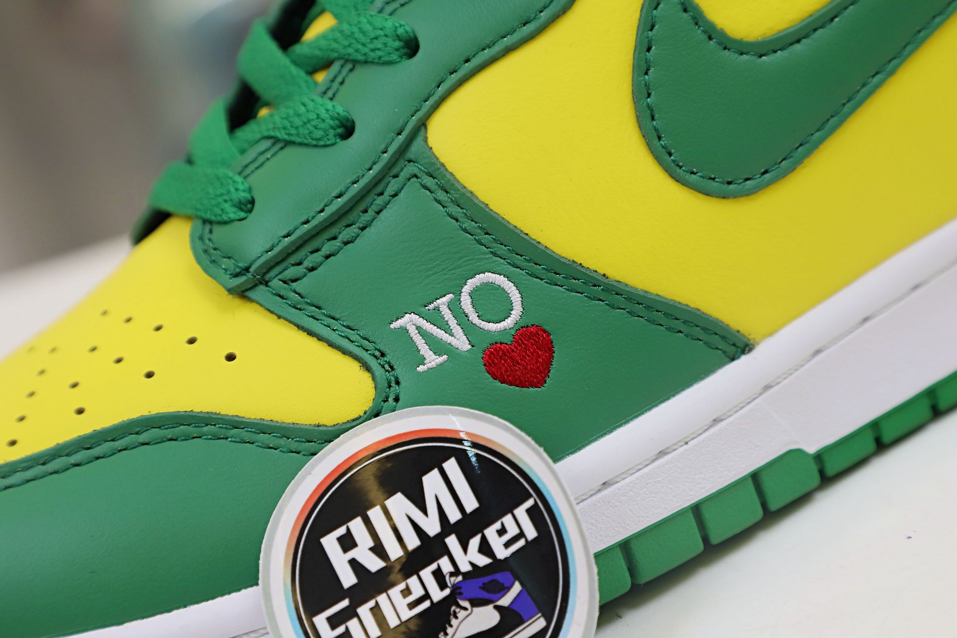 DUNK HIGH Svp*me BY ANY MEANS GREEN