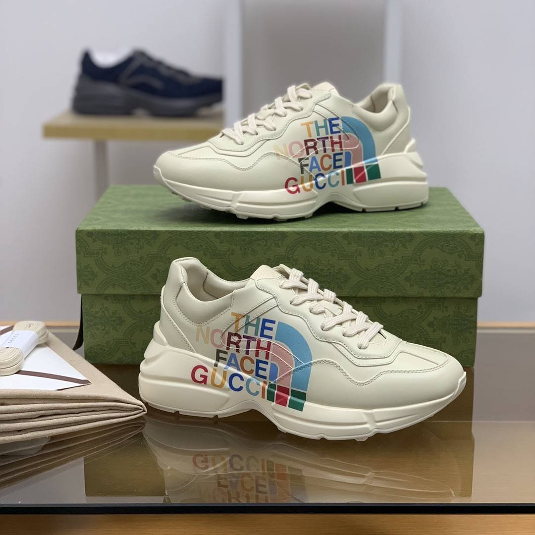 GU*IRetro Clunky Sneaker