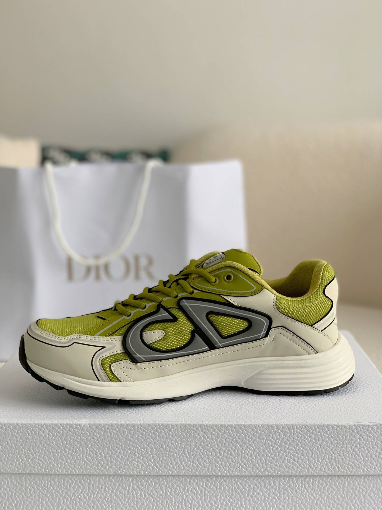 D*OR NEW ARRIVAL B30 Clunky Sneaker