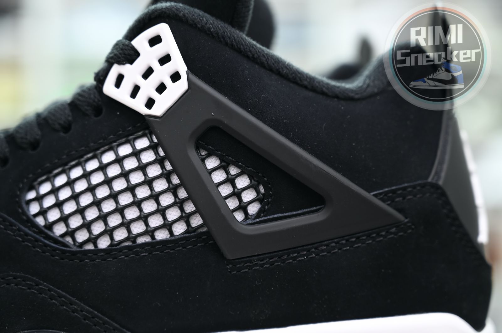 Jordan Air Jordan 4 Retro "White Thunder"