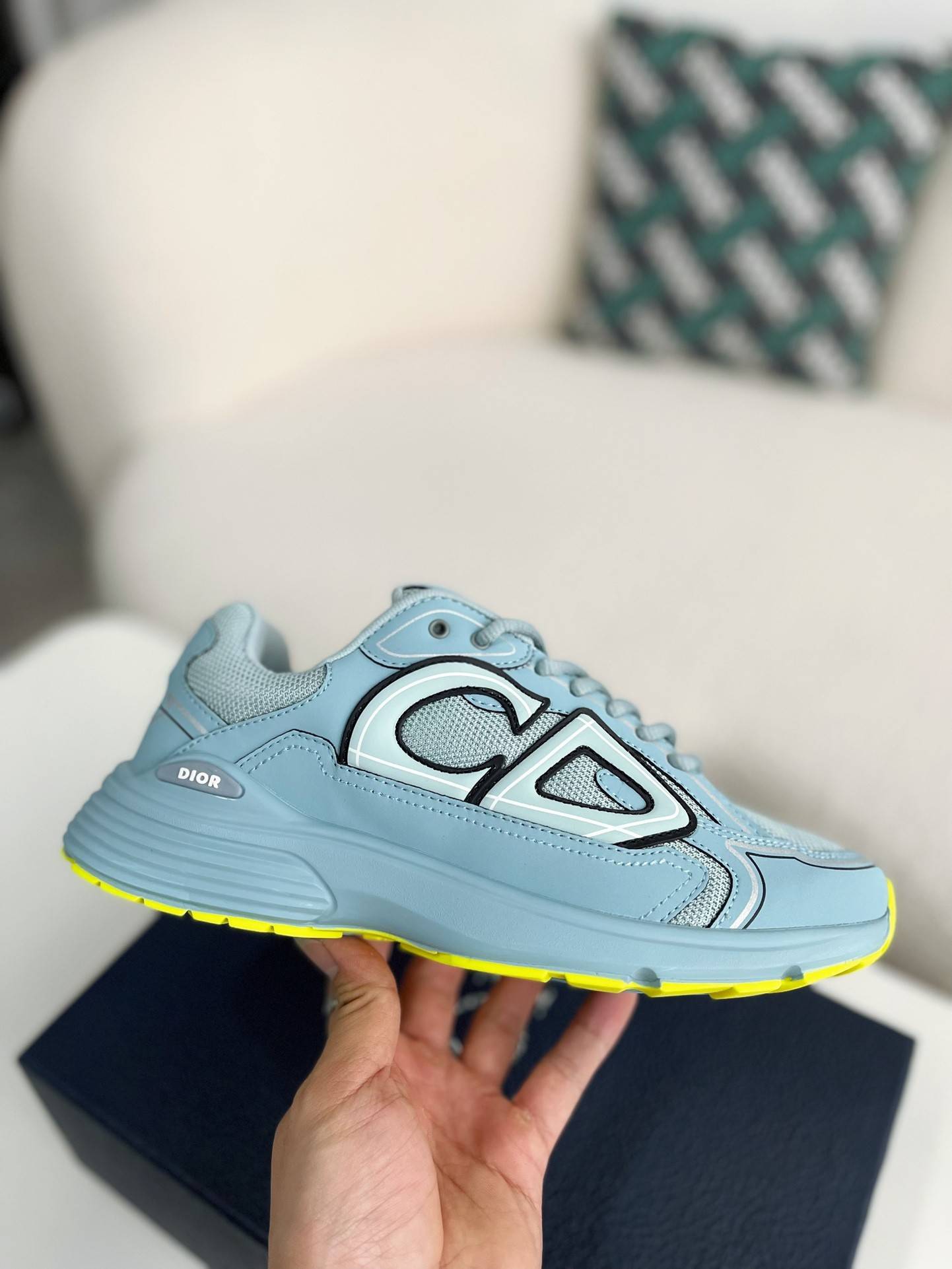 D*OR B30 New Sneaker