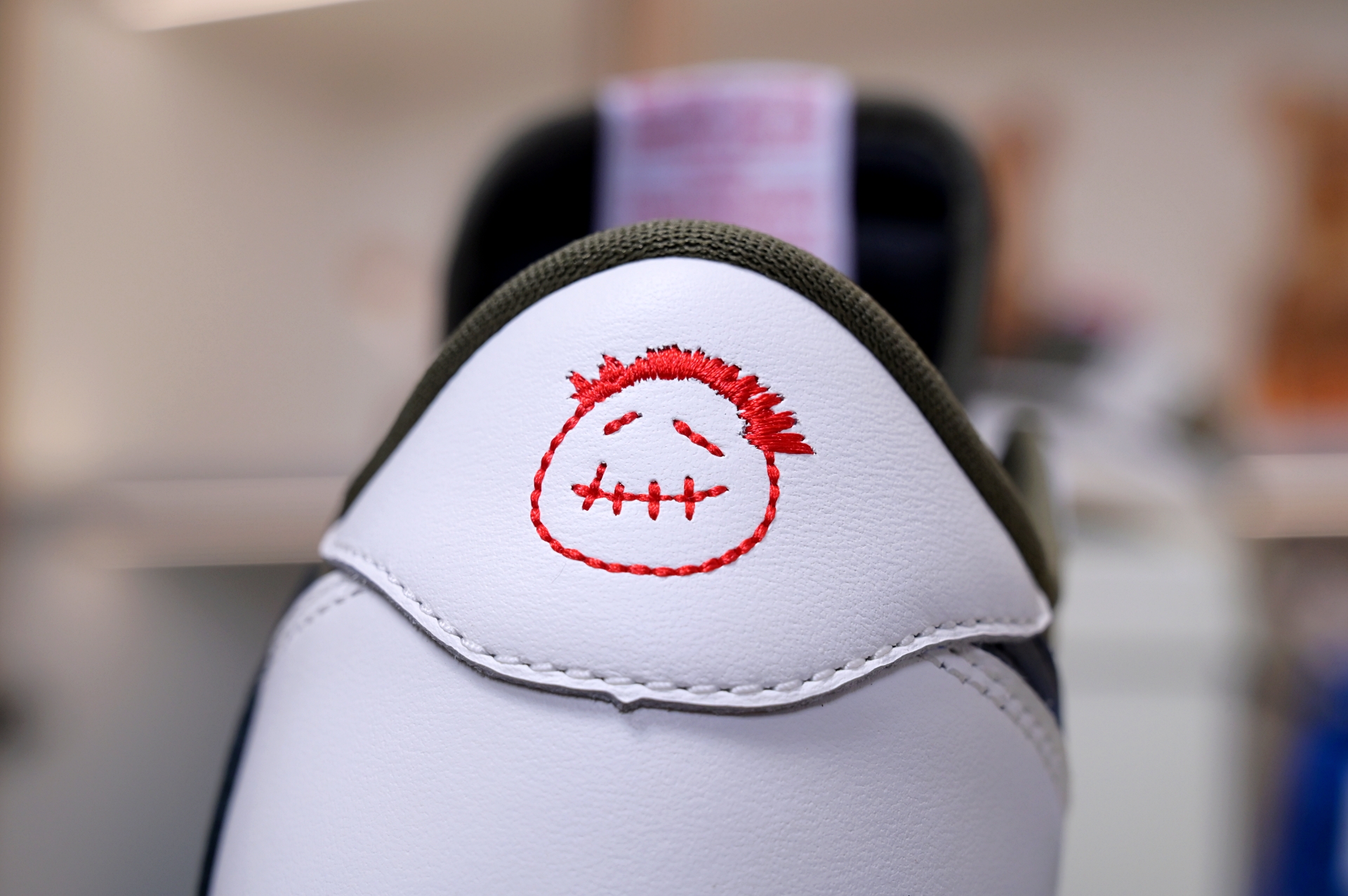 Travis Scott x Jordan Air Jordan 1 Low OG “Medium Olive”