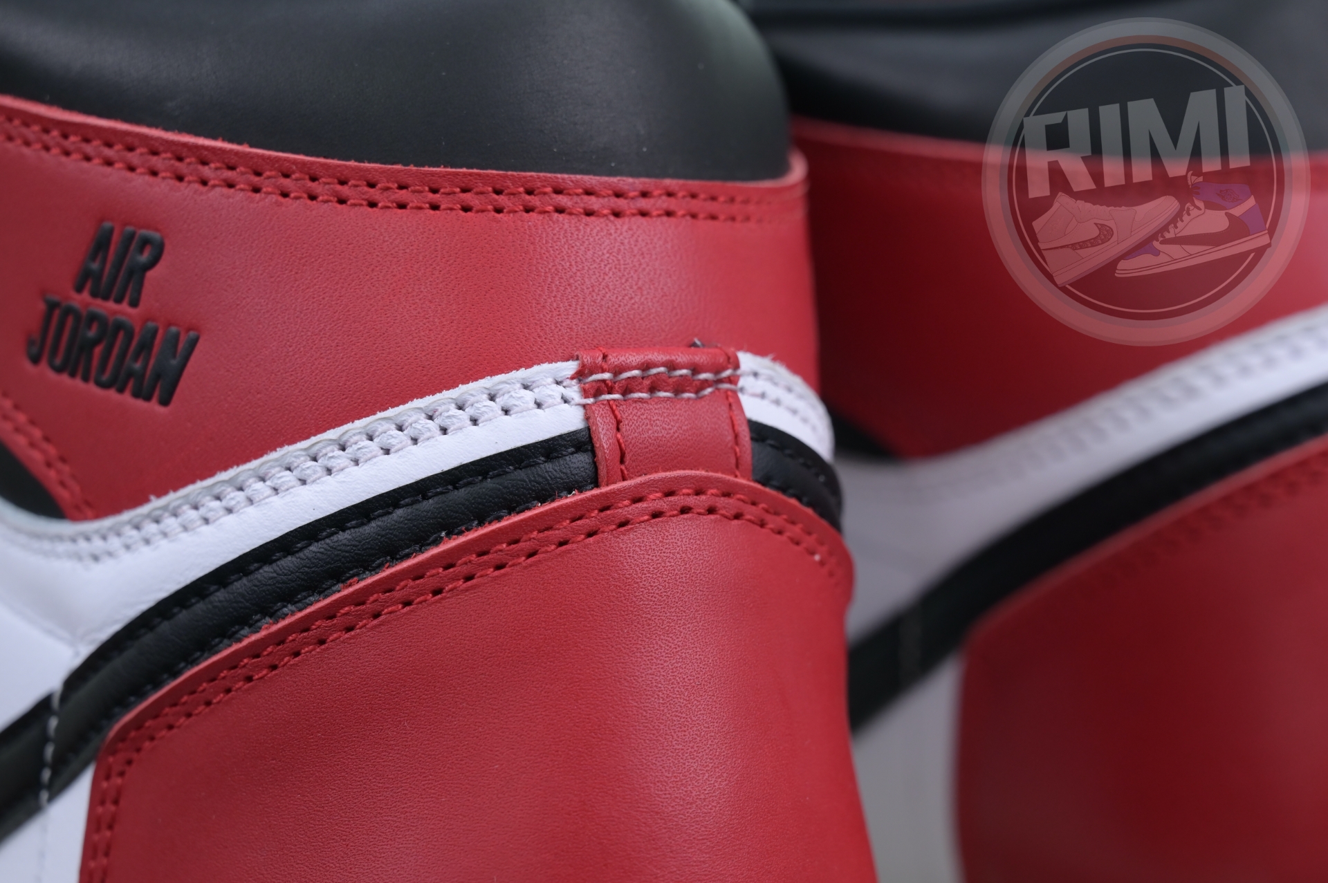 Jordan Air Jordan 1High OG“Black Toe Reimagined”