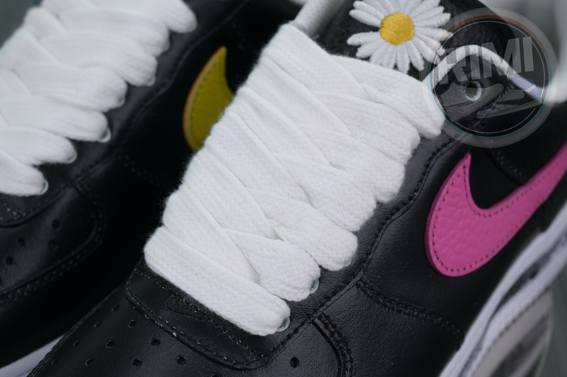 Peaceminusone x Nike Air Force 1 “Para- Noise 3.0”