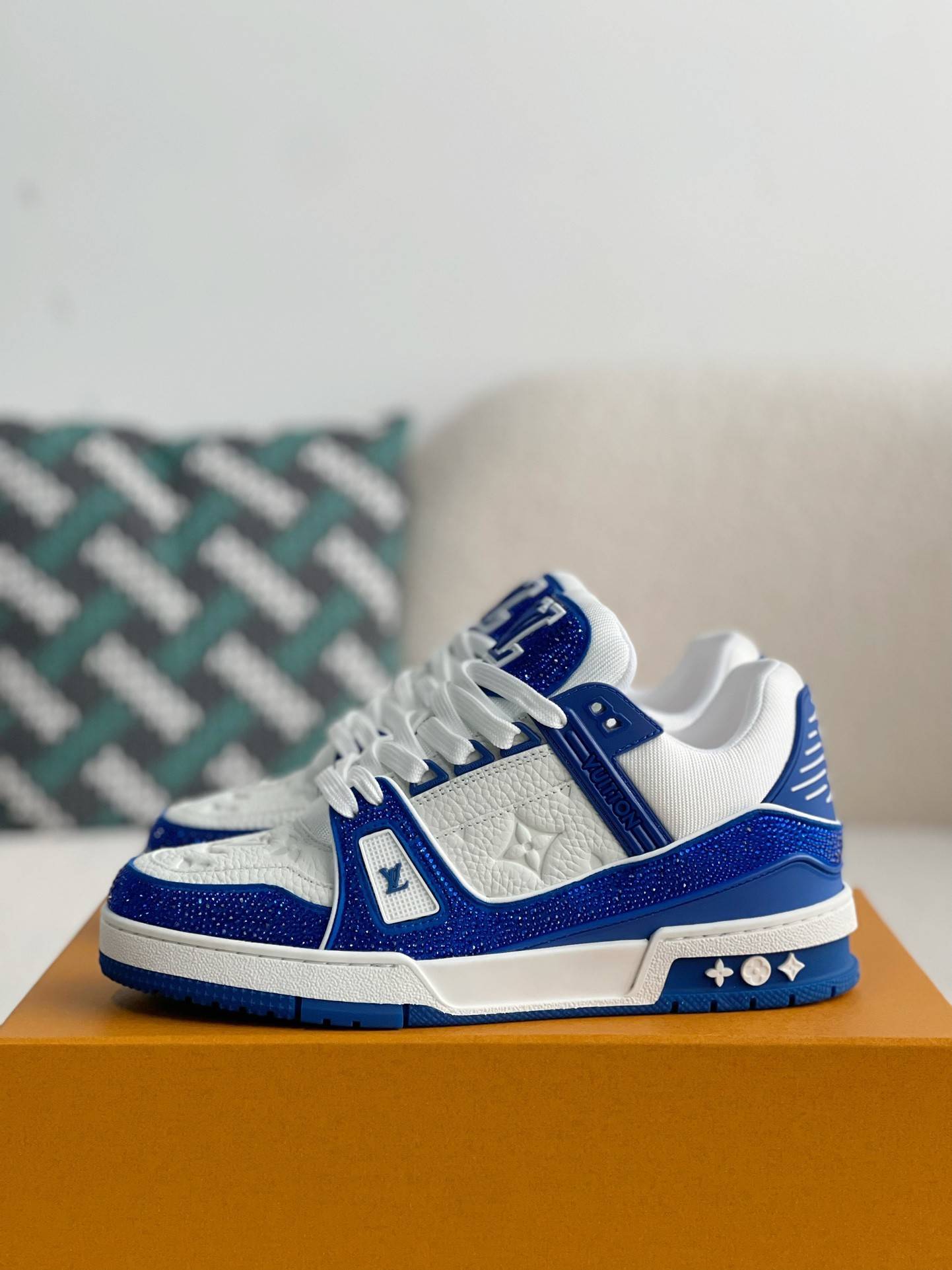 L*V Trainers Sneakers