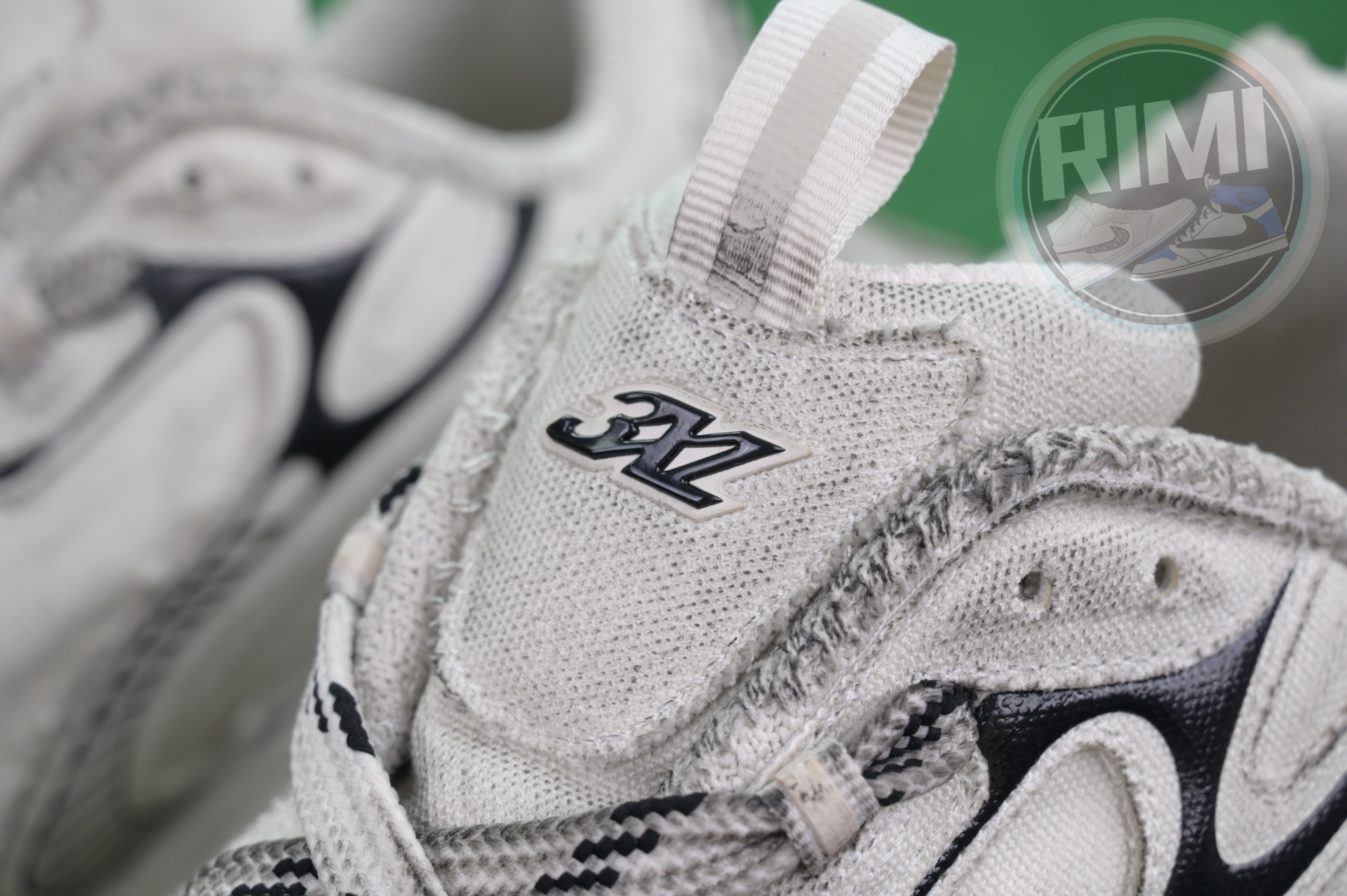 BLCG Track Sneakers  BLGA  3XL