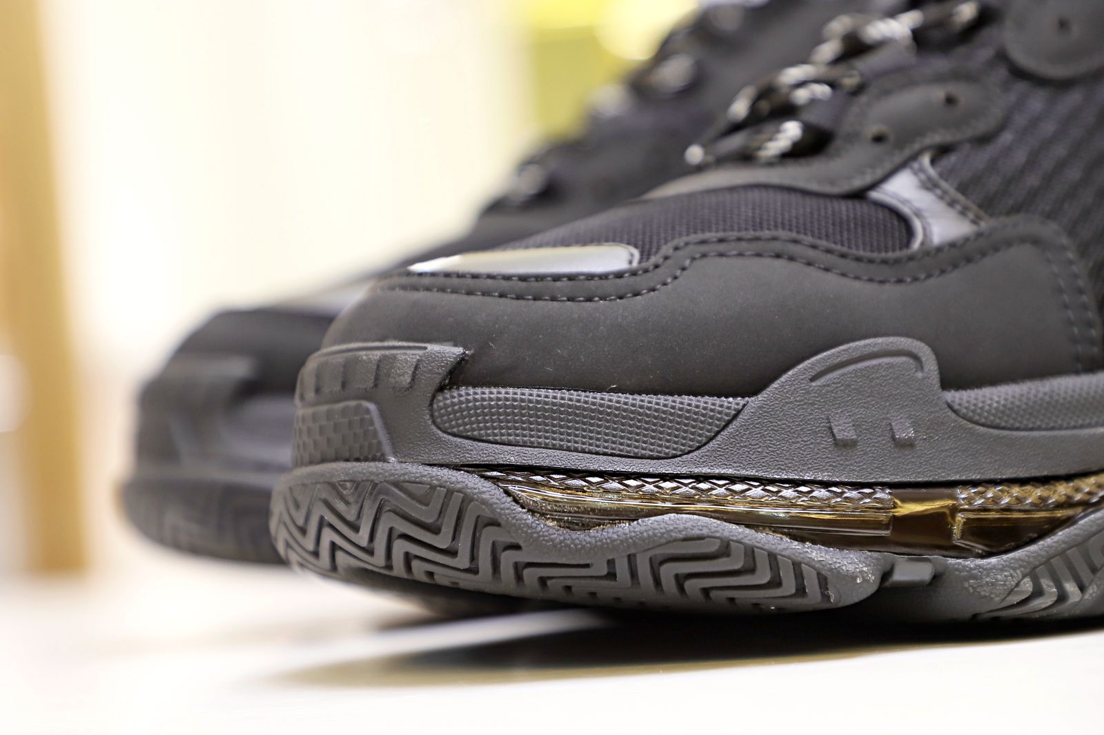 BLCG Track Sneakers TRIPLE S Black