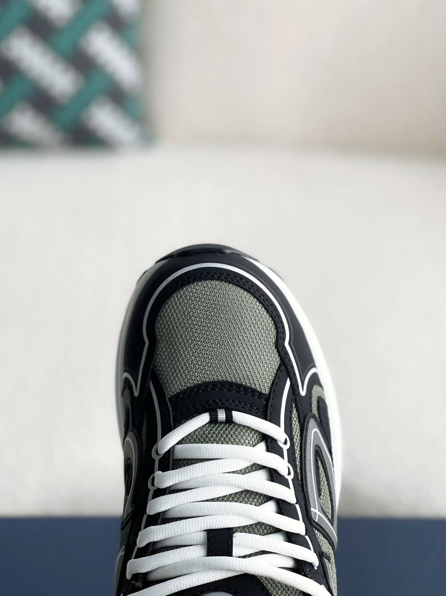 D*OR B30 New Sneaker