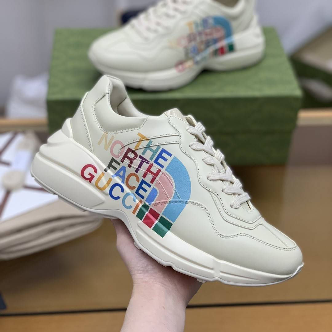GU*IRetro Clunky Sneaker