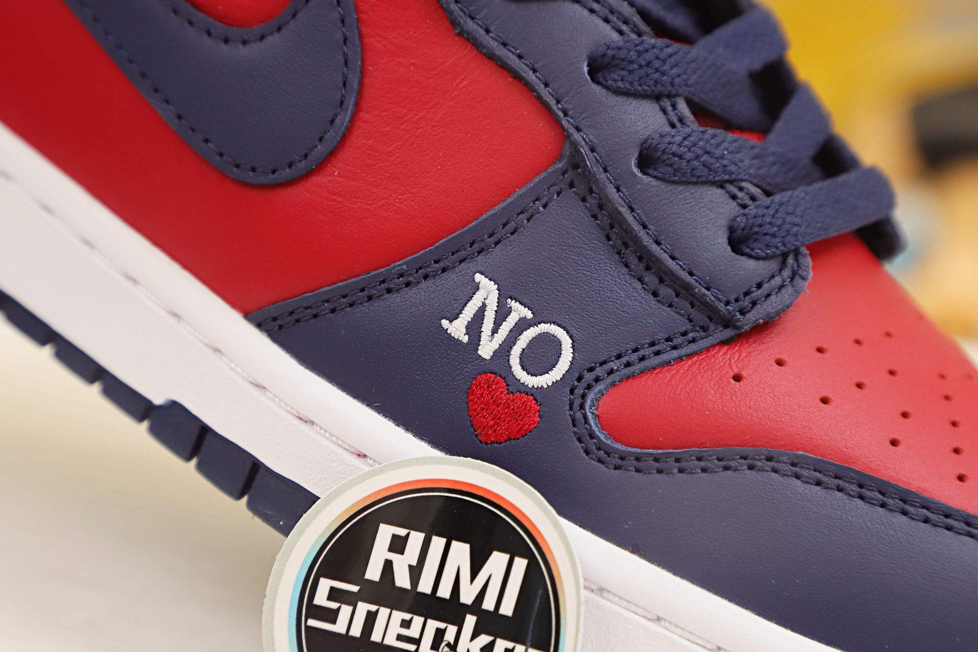 NIKE SB DUNK HIGH Svp*me BY ANY MEANS RED