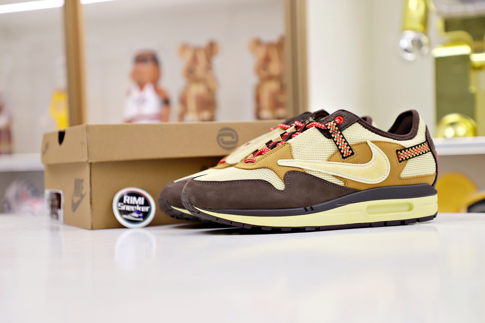 TRAVIS SCOTT NIKE AIR MAX 1 READY