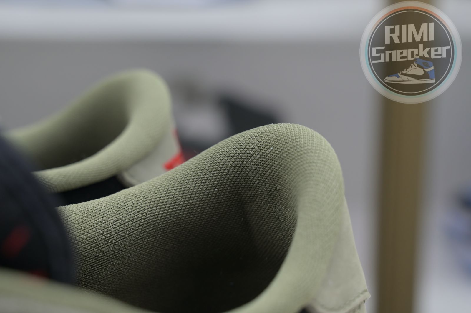 Travis Scott x Jordan Air Jordan 1 Low OG 7.0 Black Olive DM7866-002