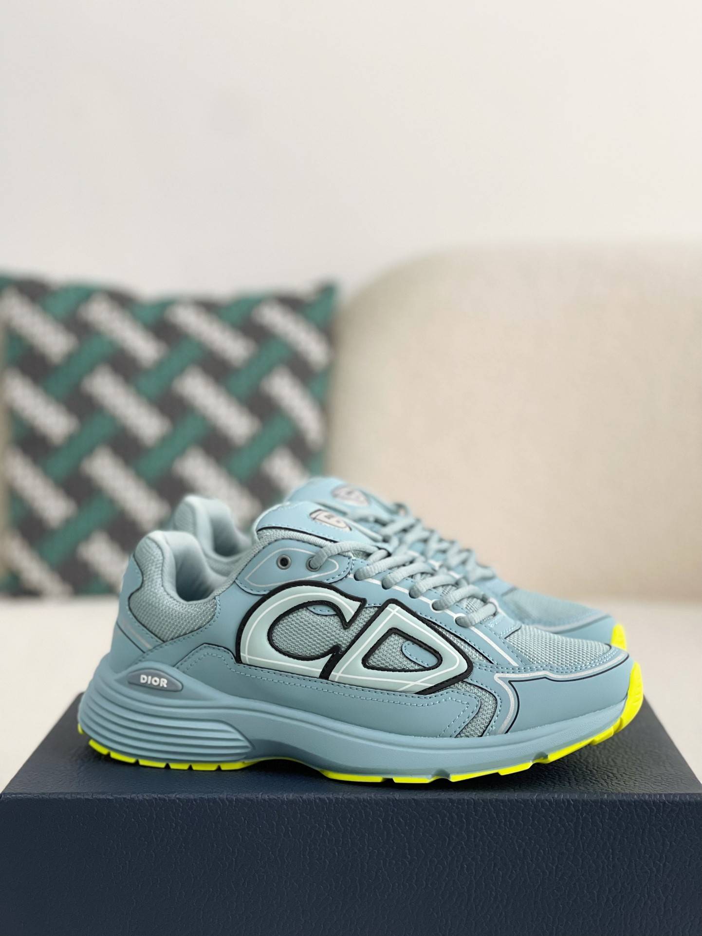 D*OR B30 New Sneaker