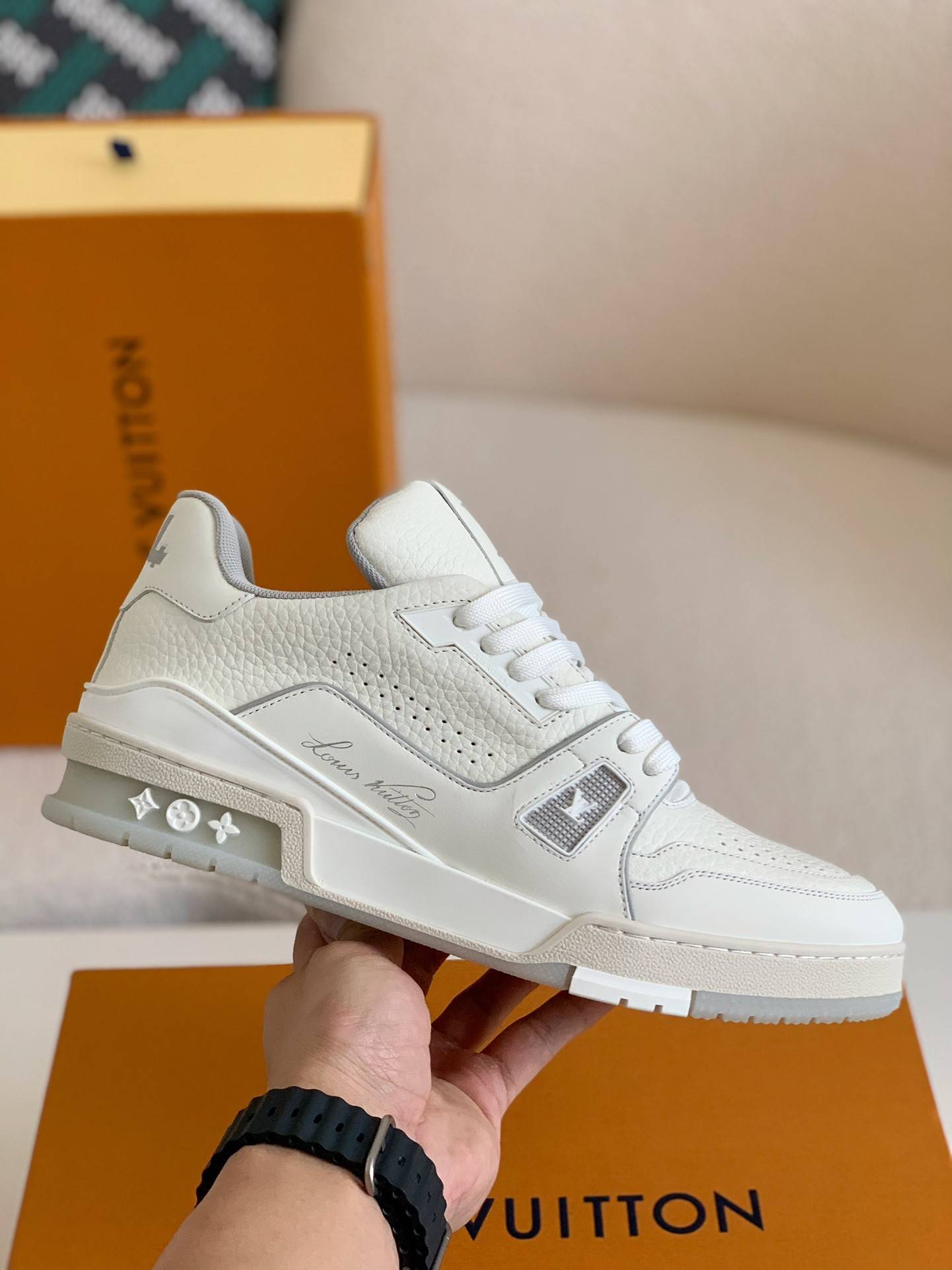 L*V TRAINER  Sneakers Top quality