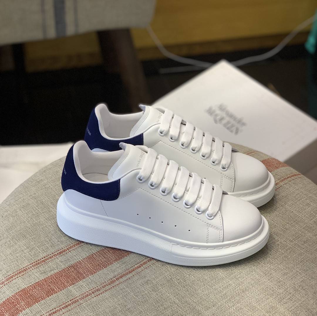 A1exa*der Mcqv*en MQ Dark blue veL*Vet tail Sneakers