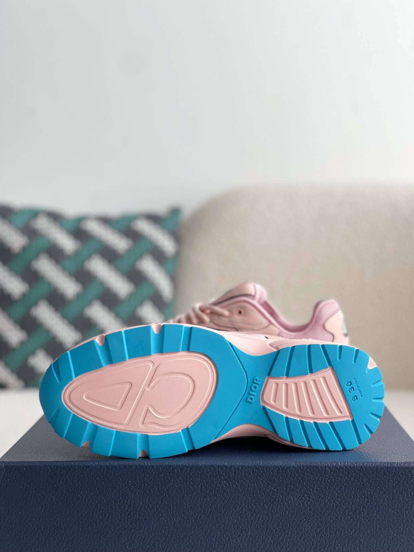 D*OR B30 New Sneaker