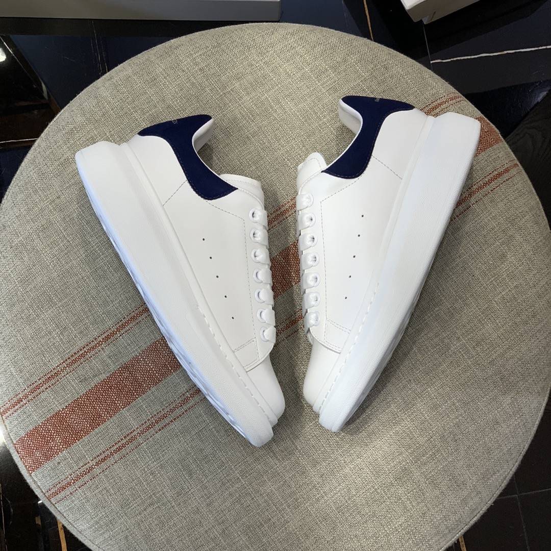 A1exa*der Mcqv*en MQ Dark blue veL*Vet tail Sneakers