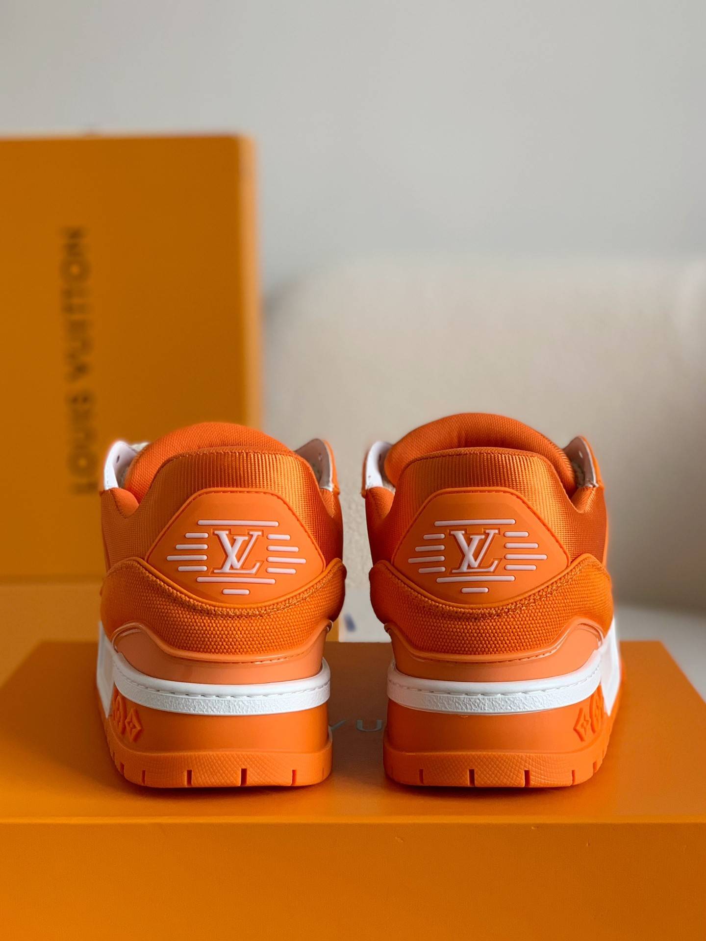 L*V TRAINER MAXI  SNEAKERS