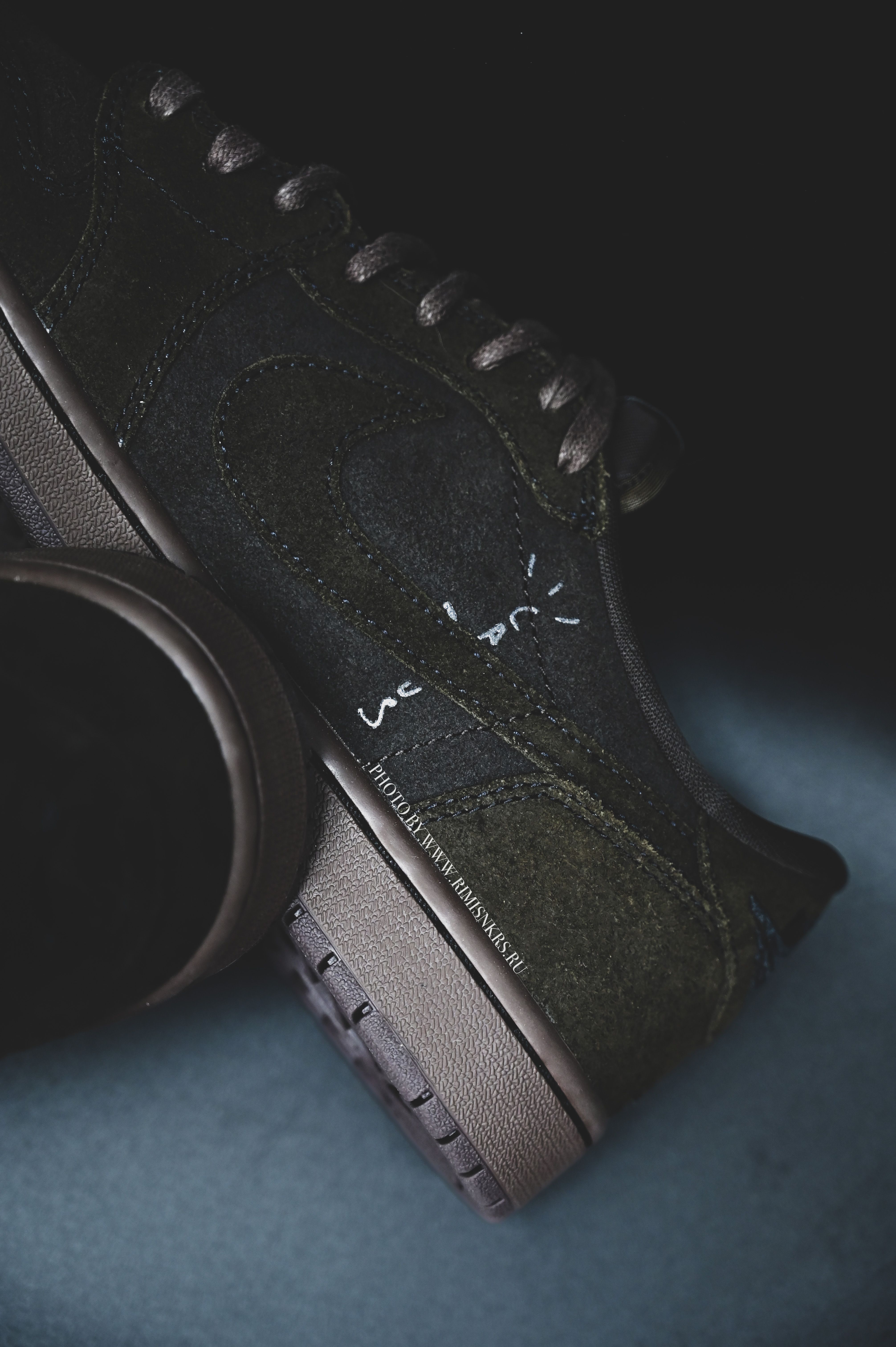 Travis Scott x Jordan Air Jordan 1 Low OG“VeL*Vet Brown”